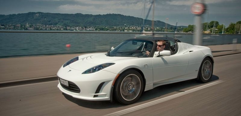  Tesla has revealed the preliminary specs on its 3.0 update for the Roadster, and they are pretty impressive. 