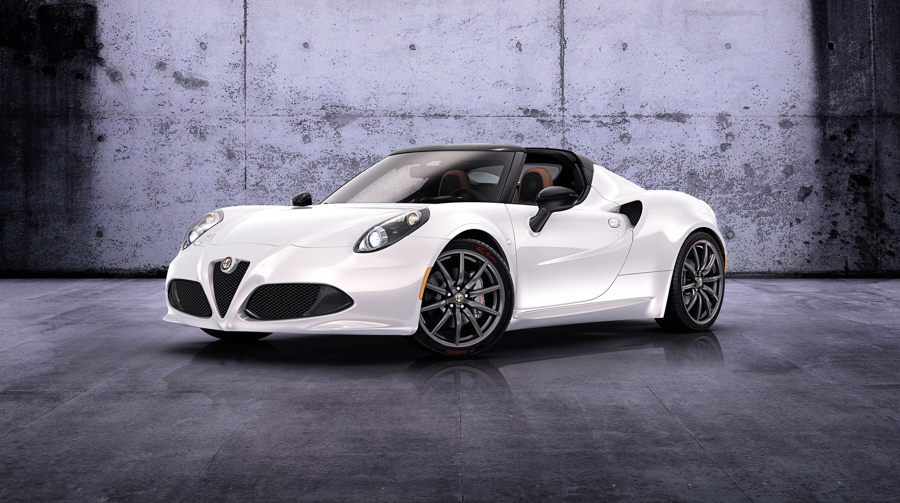 An odd statement referring to the Detroit Auto Show at the end of an otherwise ignorable blog post from FCA leads us to believe that the production 4C Spyder will debut in Detroit.