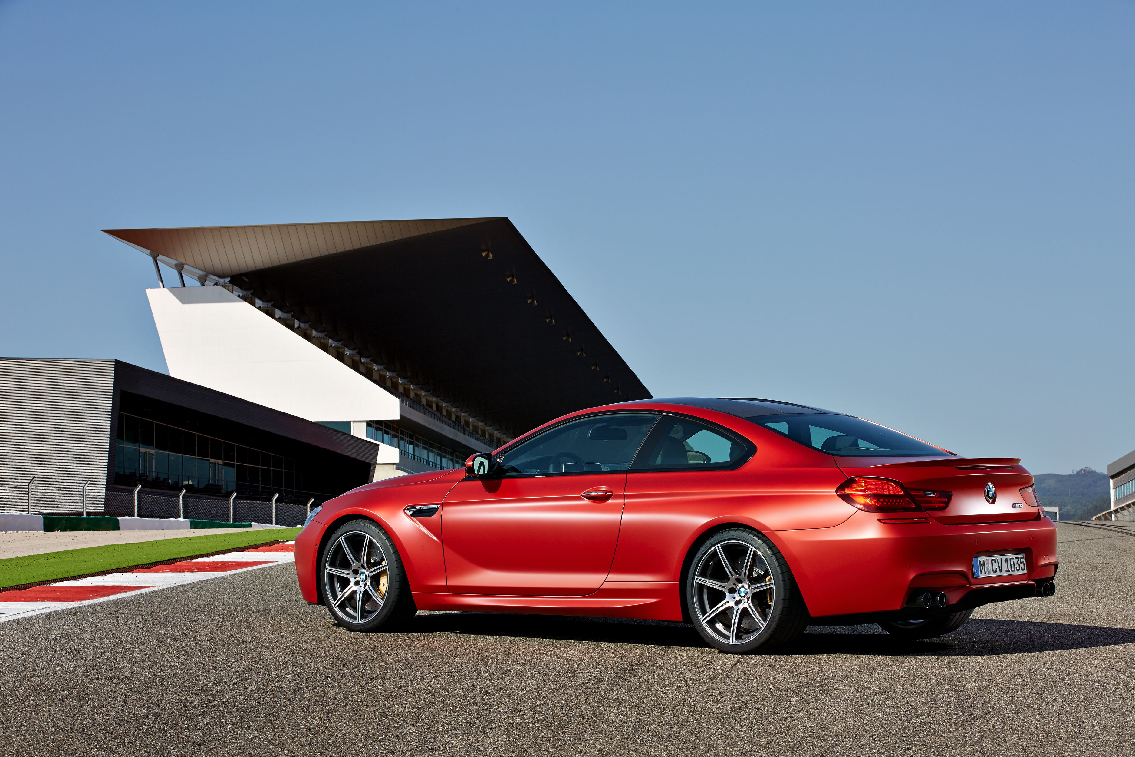 2016 BMW M6