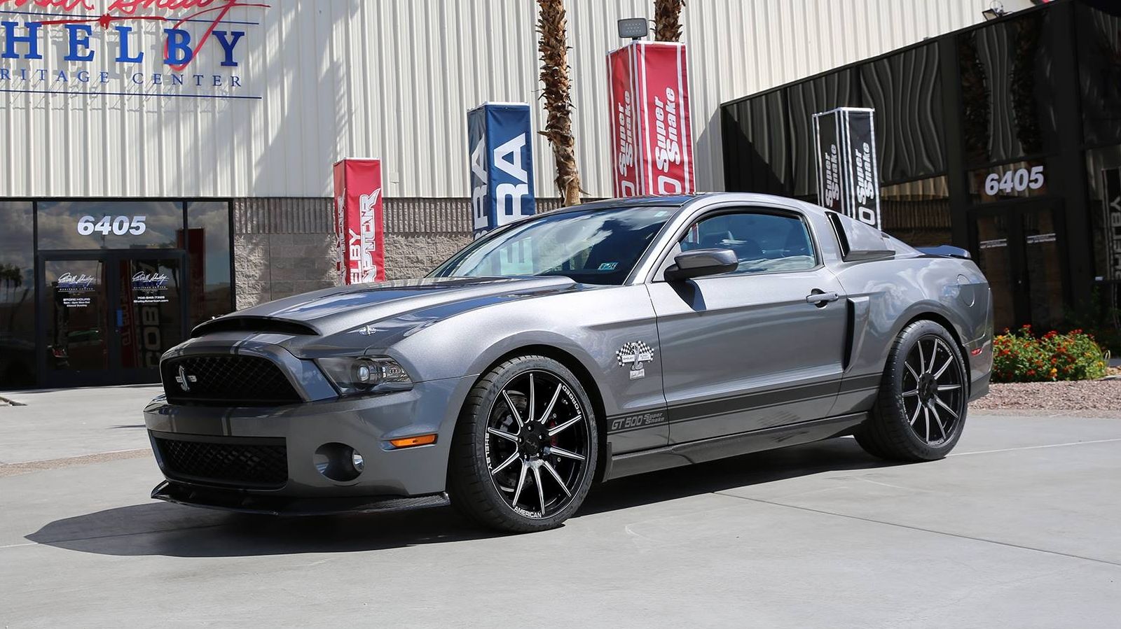  Shleby American has released a new special-edition Super Snake package for all 2007 to 2014 Ford Shelby GT500s.