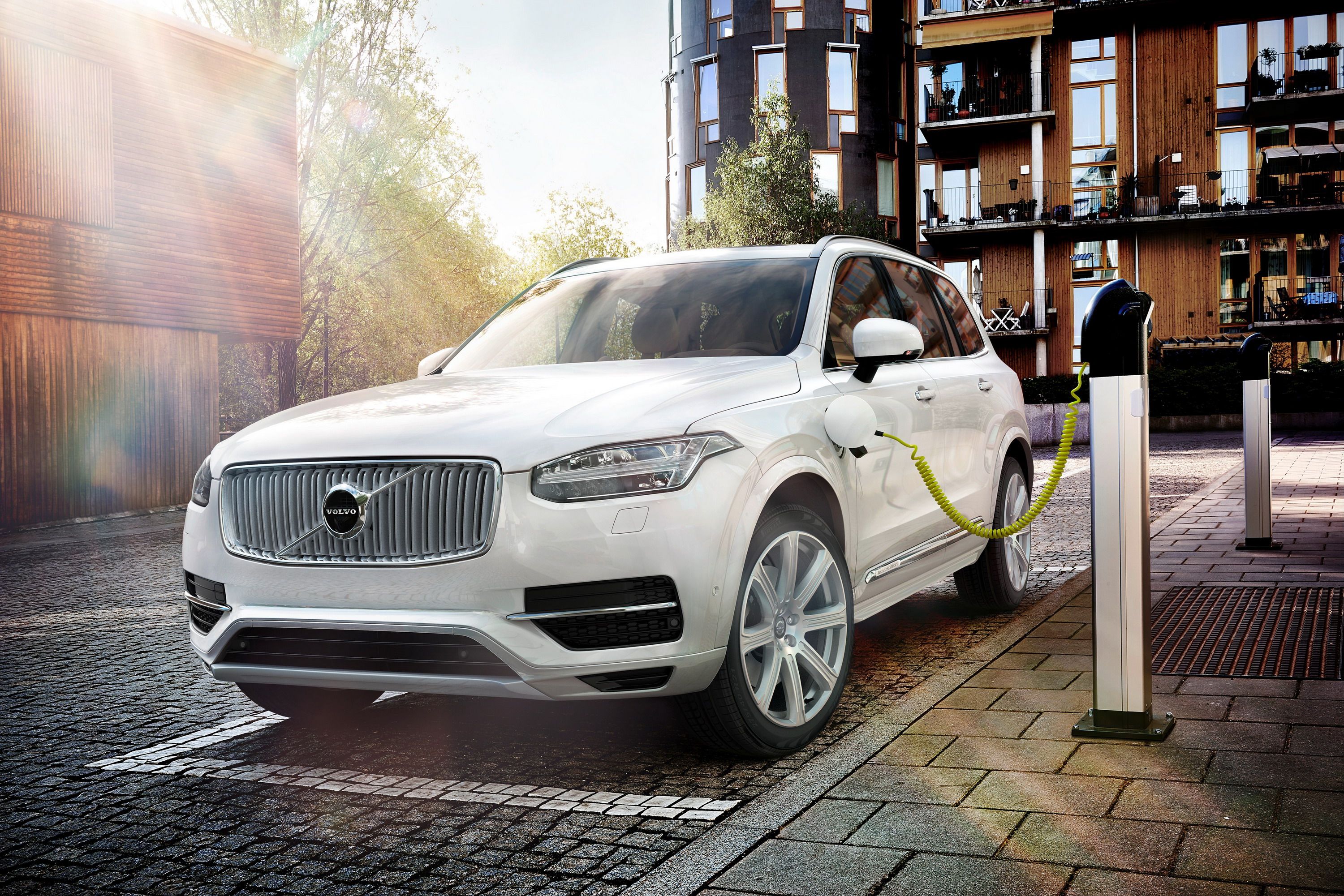 Can EVs Save Volvo After the Covid-Induced Sales Plummet? 