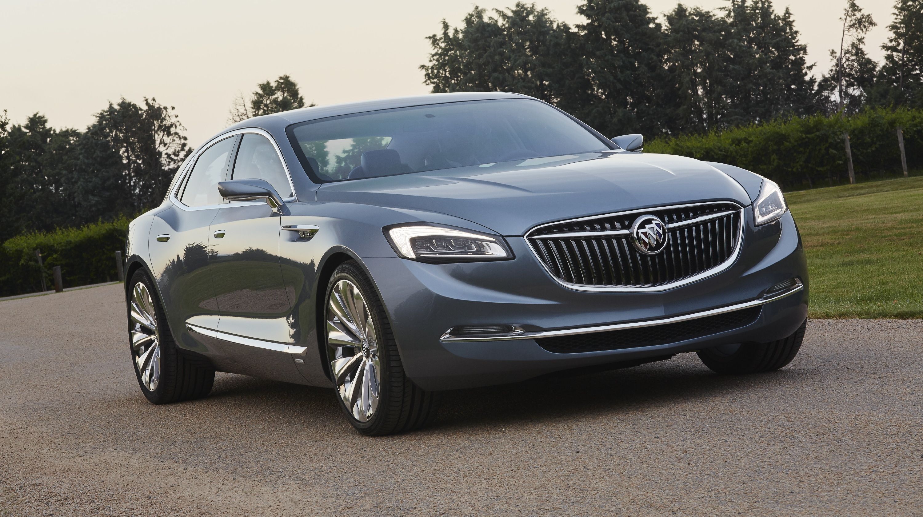  Buick definitely needs a new flaghip to push into the actual luxury realm, and the Avenir Concept could be the inspration for such a vehicle. 