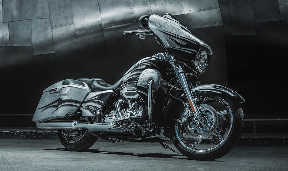 2015 - 2016 Harley-Davidson CVO Street Glide