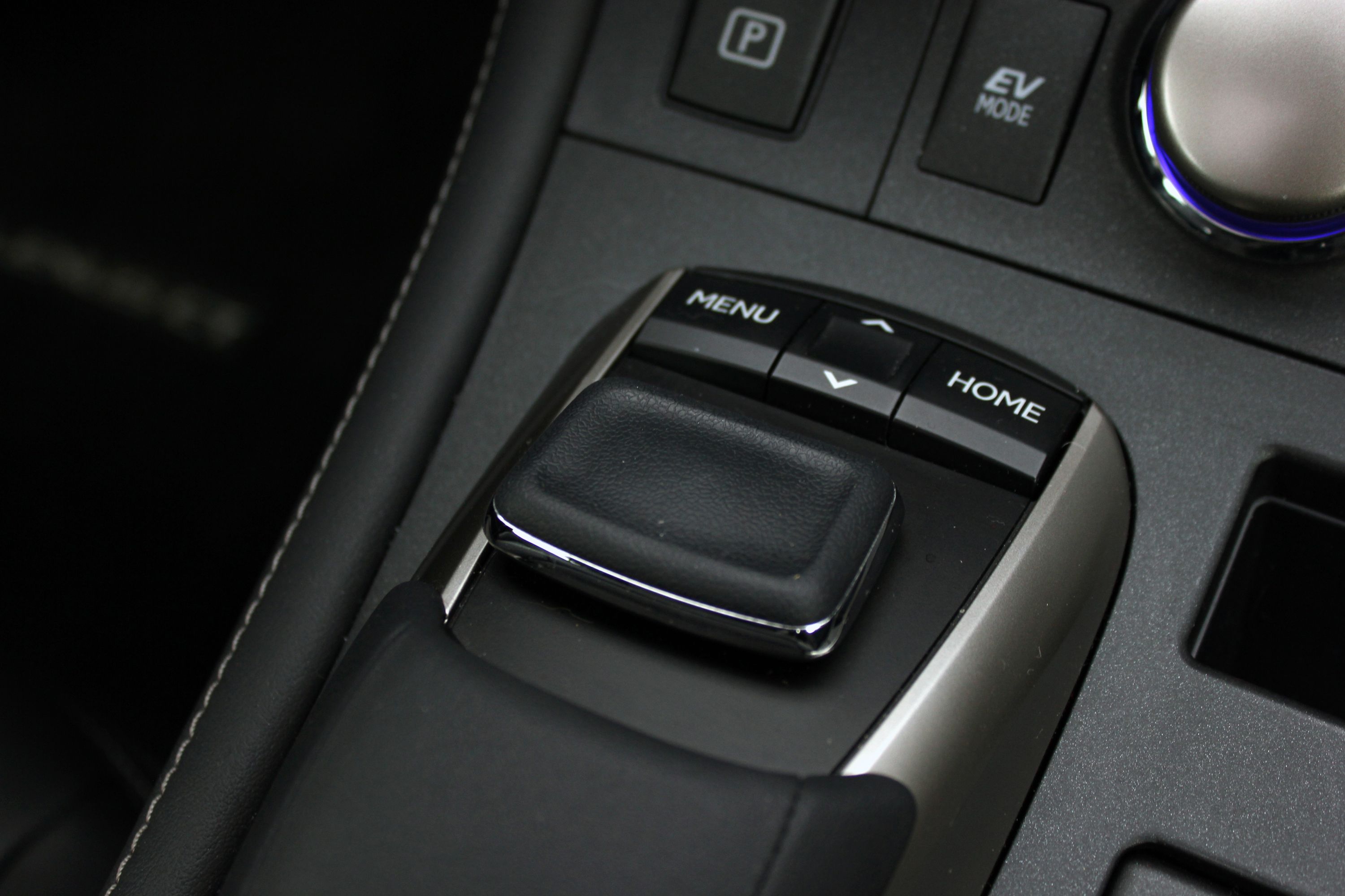 2015 Lexus CT 200h - Driven