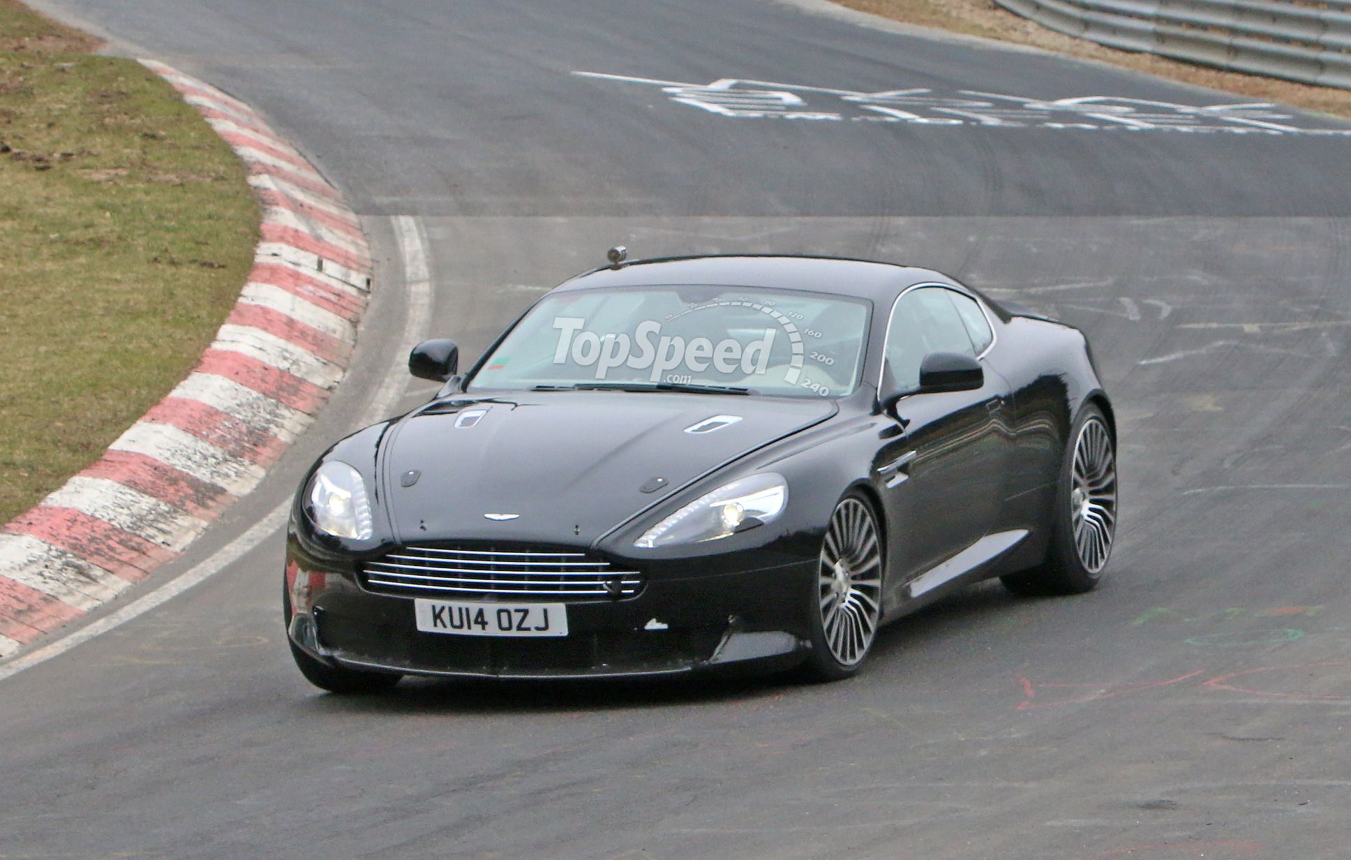 2017 Aston Martin DB11