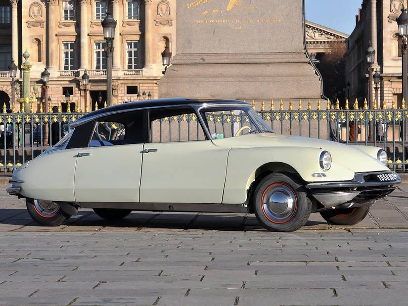 Citroen DS - A Look Back