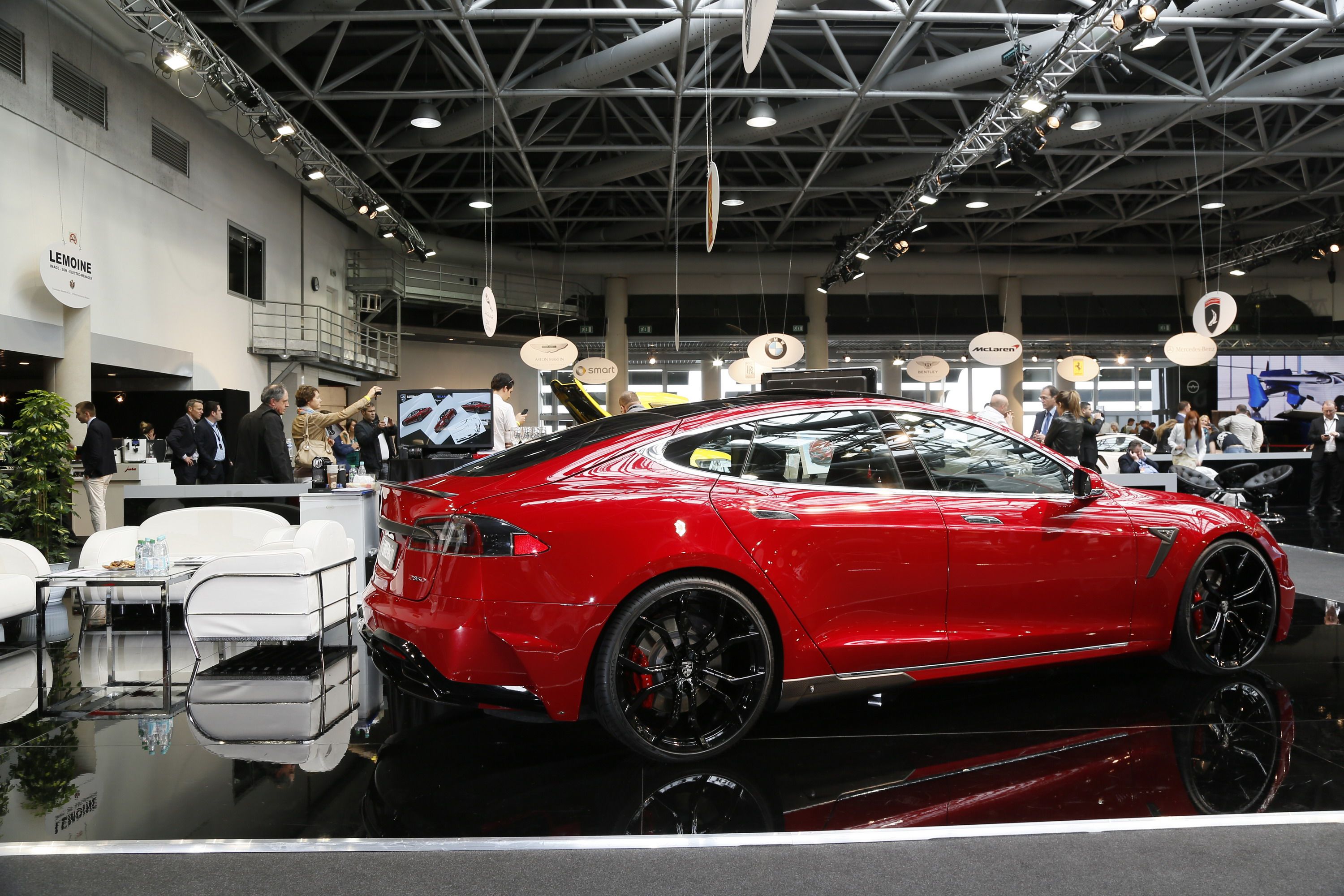 2015 Tesla Model S Elizabeta By Larte Design