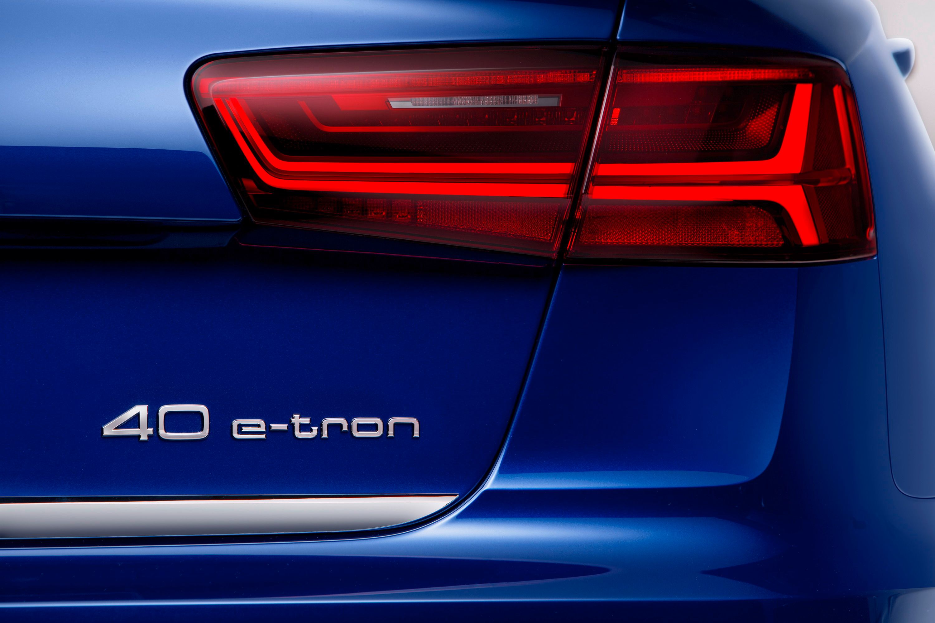 2015 Audi A6 L e-tron