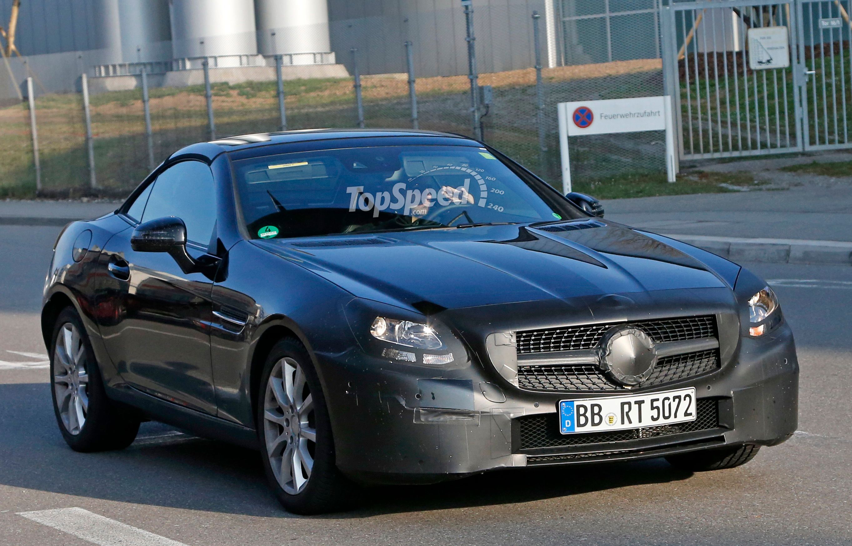 2017 Mercedes-Benz SLC