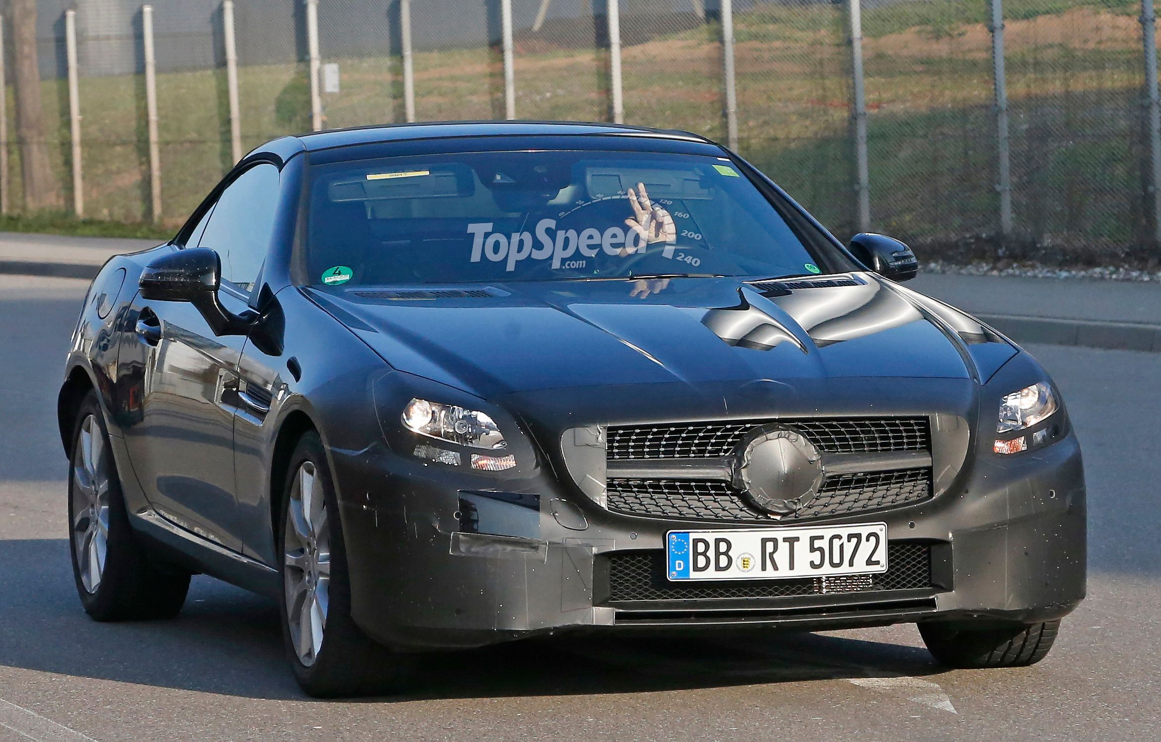 2017 Mercedes-Benz SLC