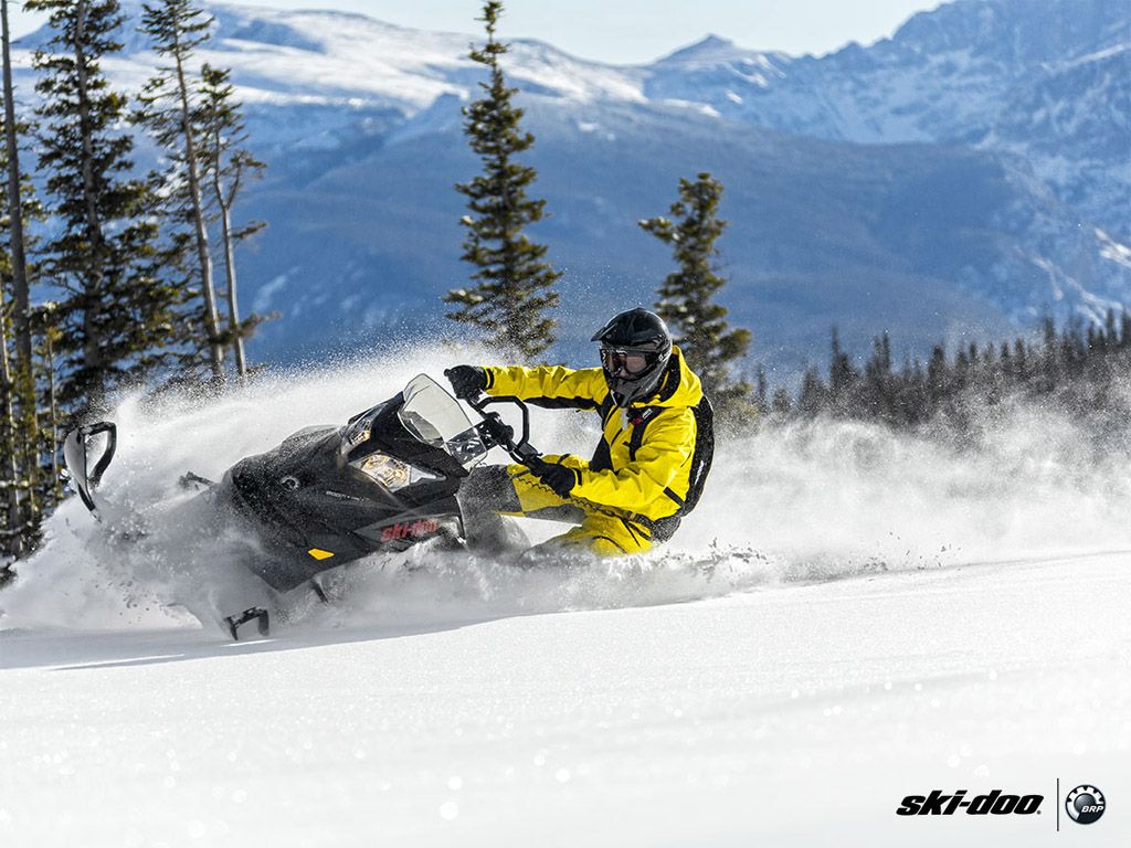 2015 Ski-Doo Summit SP