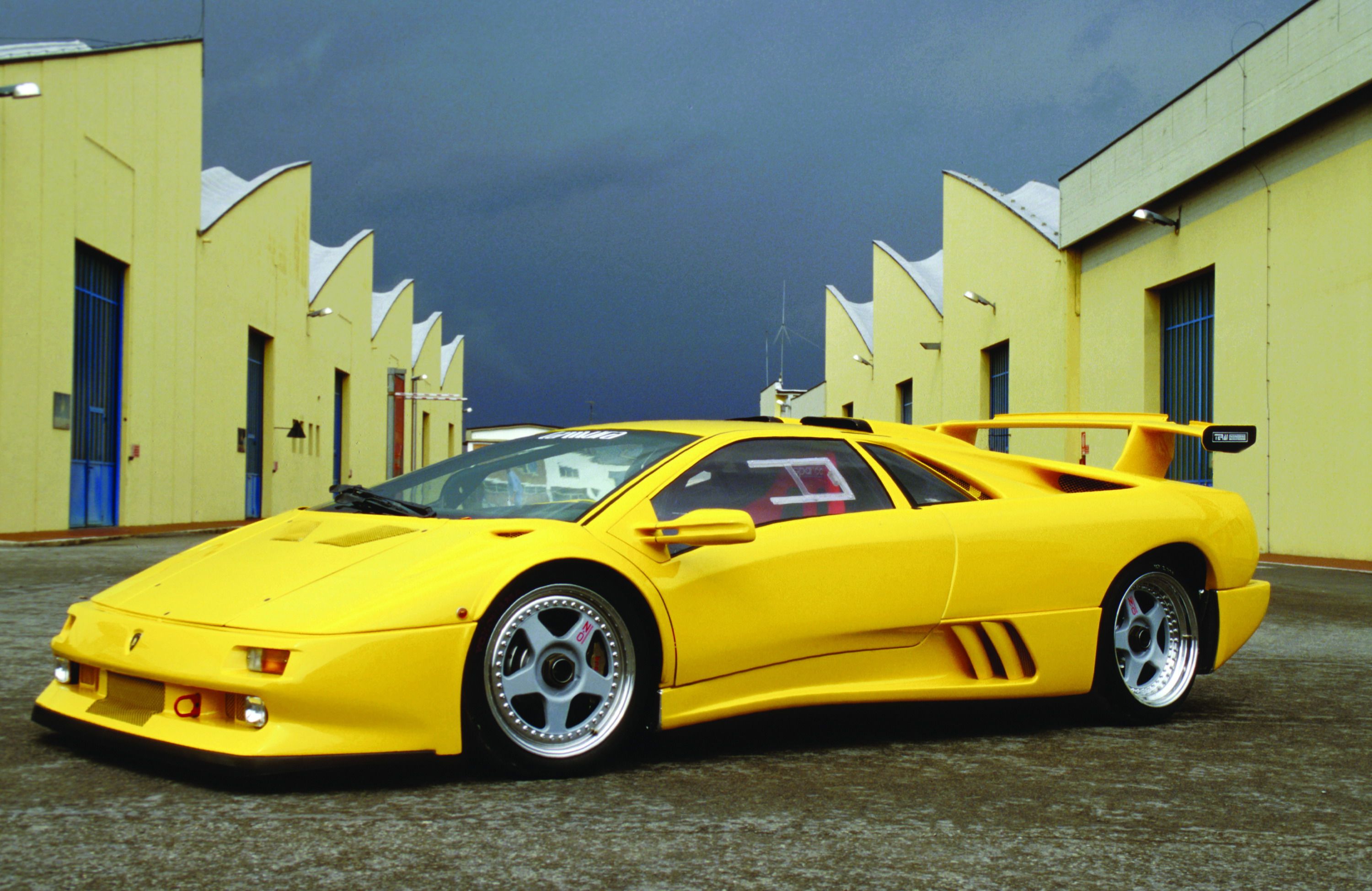 1990 - 2001 Lamborghini Diablo