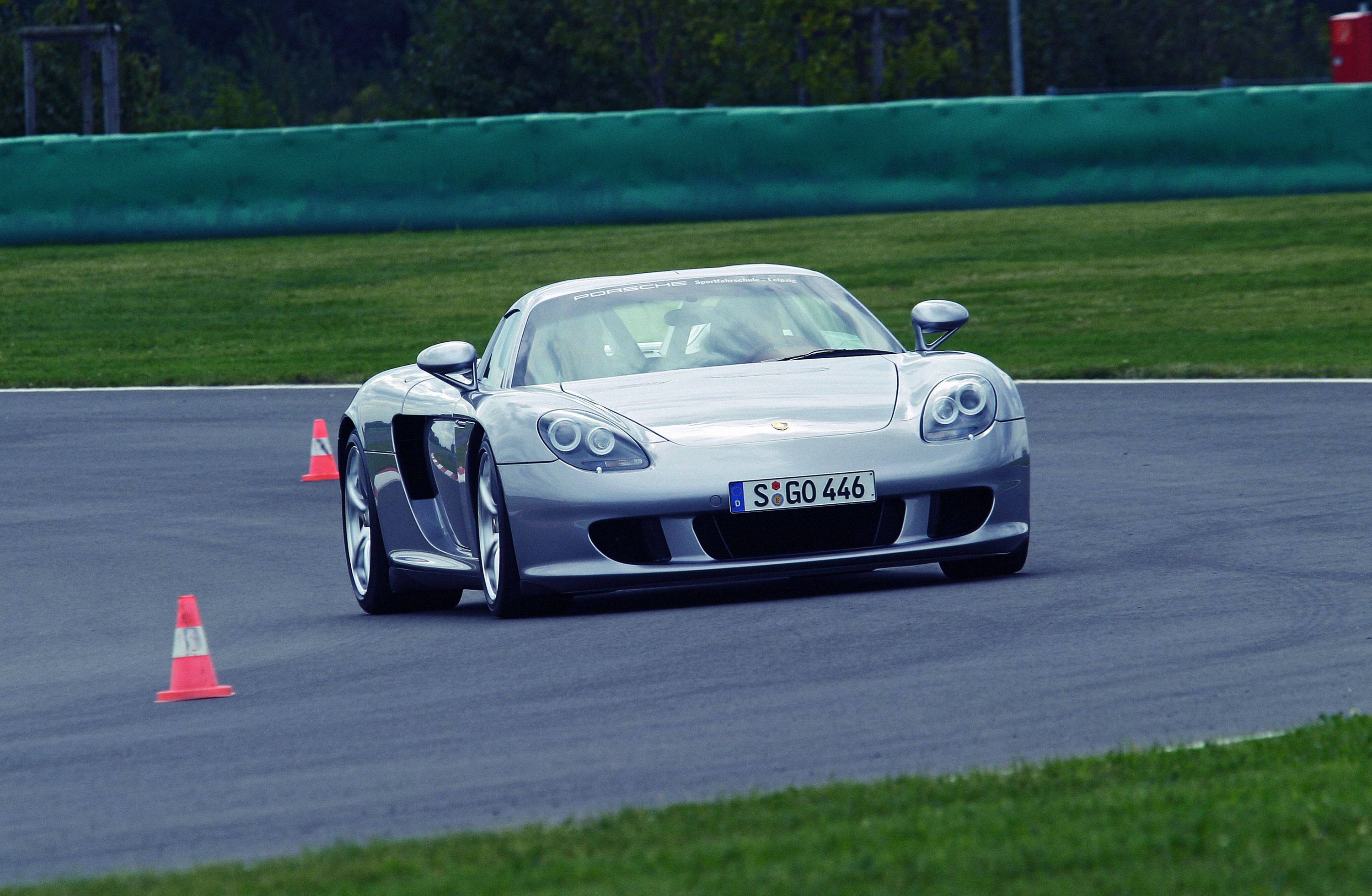 2004 - 2007 Porsche Carrera GT