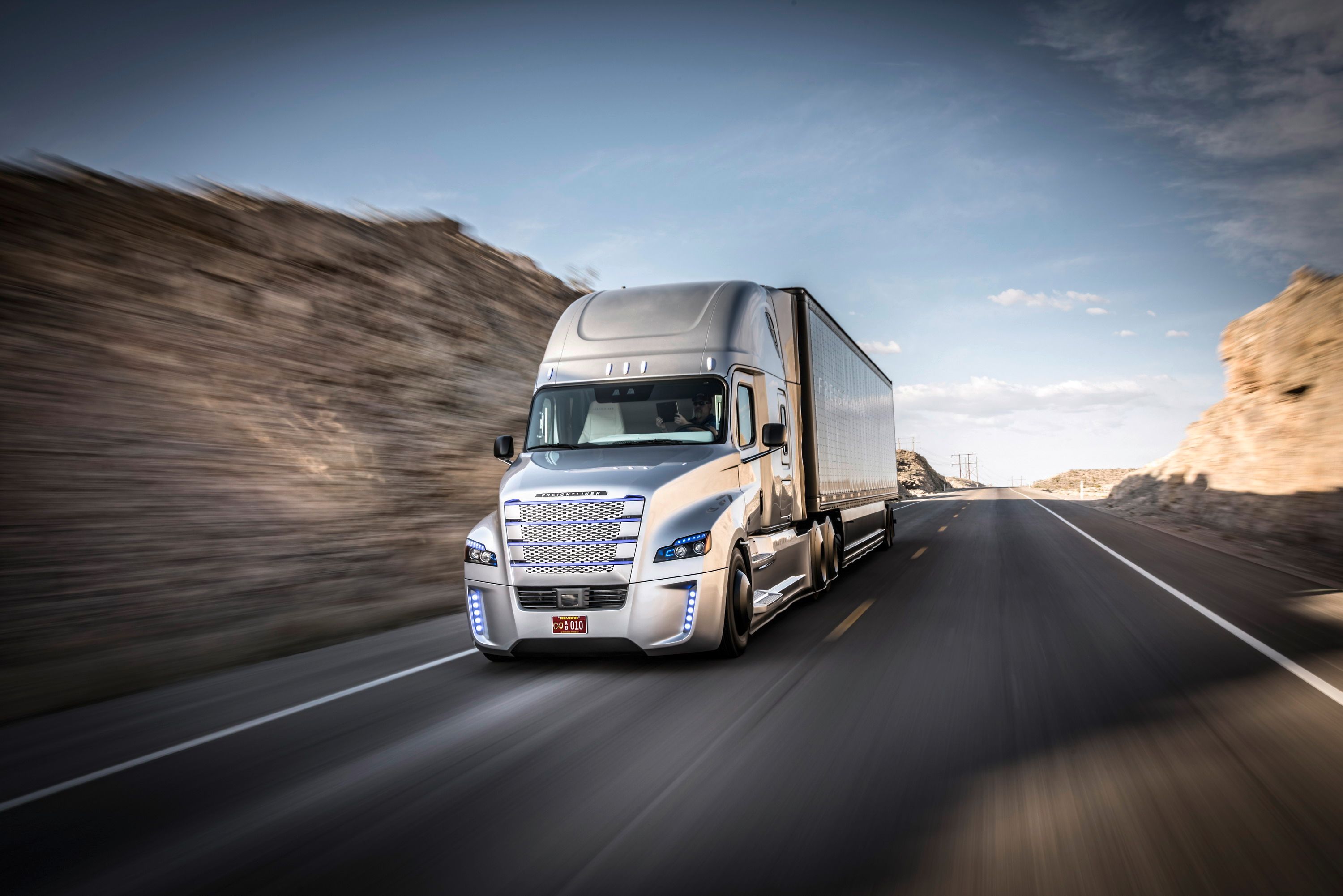 2015 Freightliner Inspiration Truck