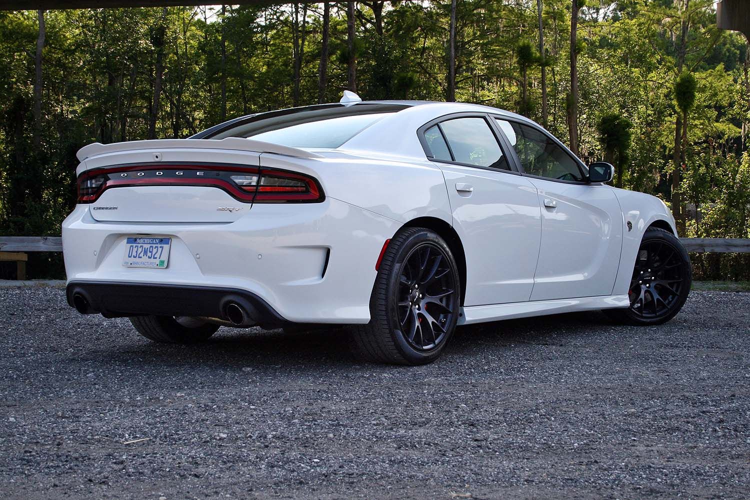 2015 Dodge Charger SRT Hellcat - Driven