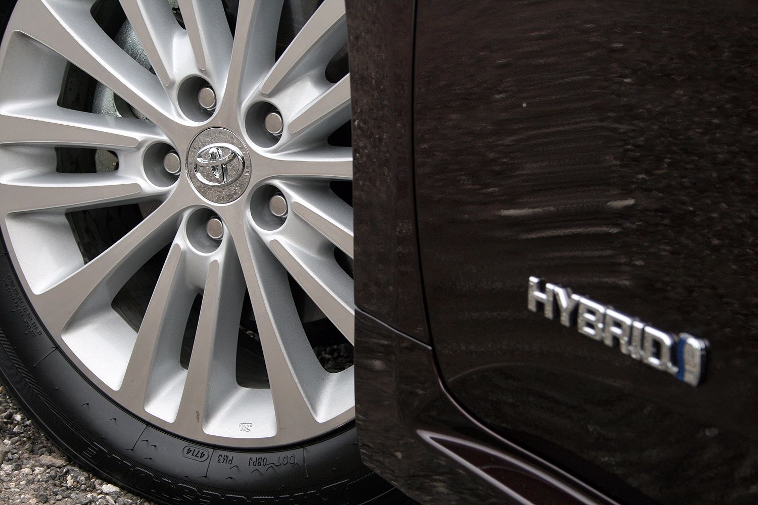 2015 Toyota Avalon Hybrid - Driven