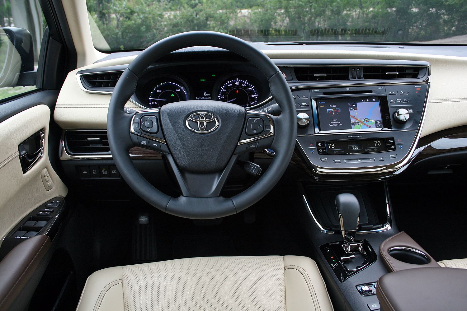 2015 Toyota Avalon Hybrid - Driven