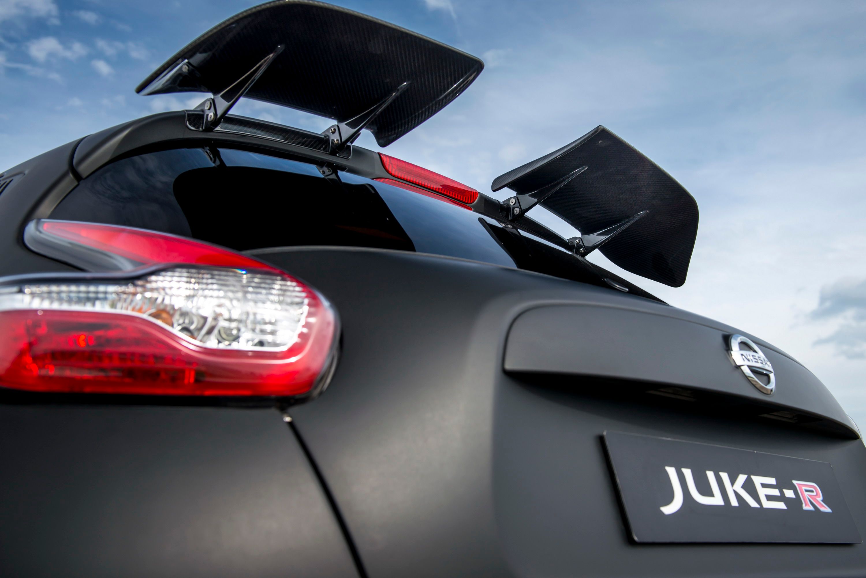 2016 Nissan Juke-R 2.0 Concept