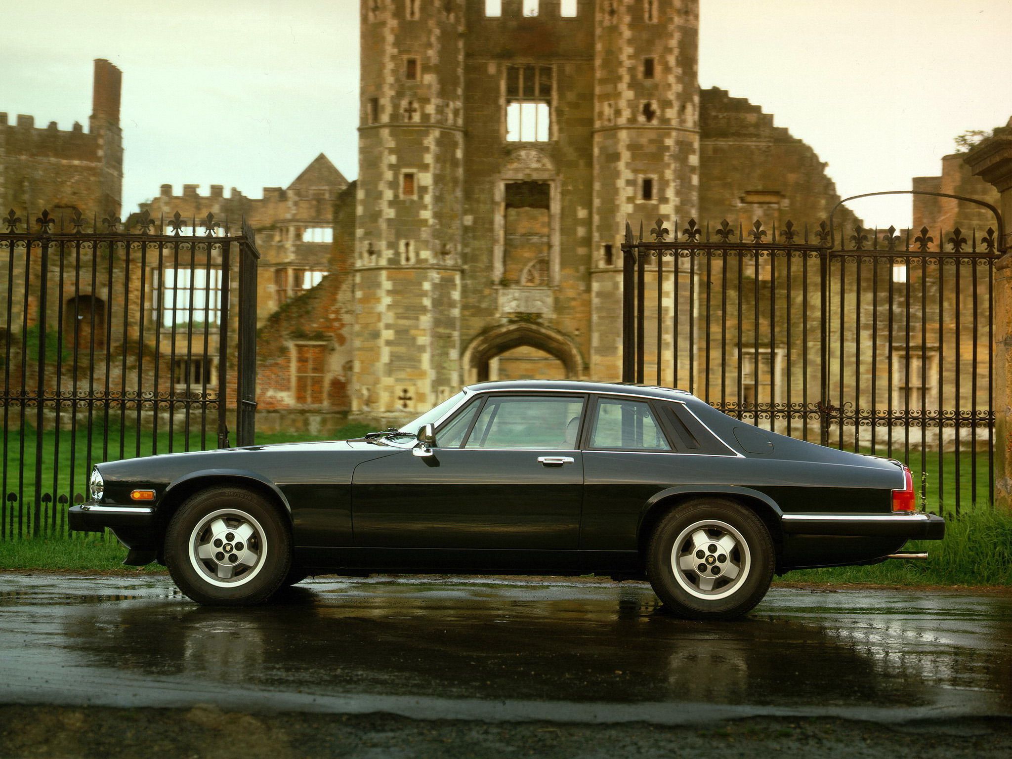 1975 - 1980 Jaguar XJ-S V12