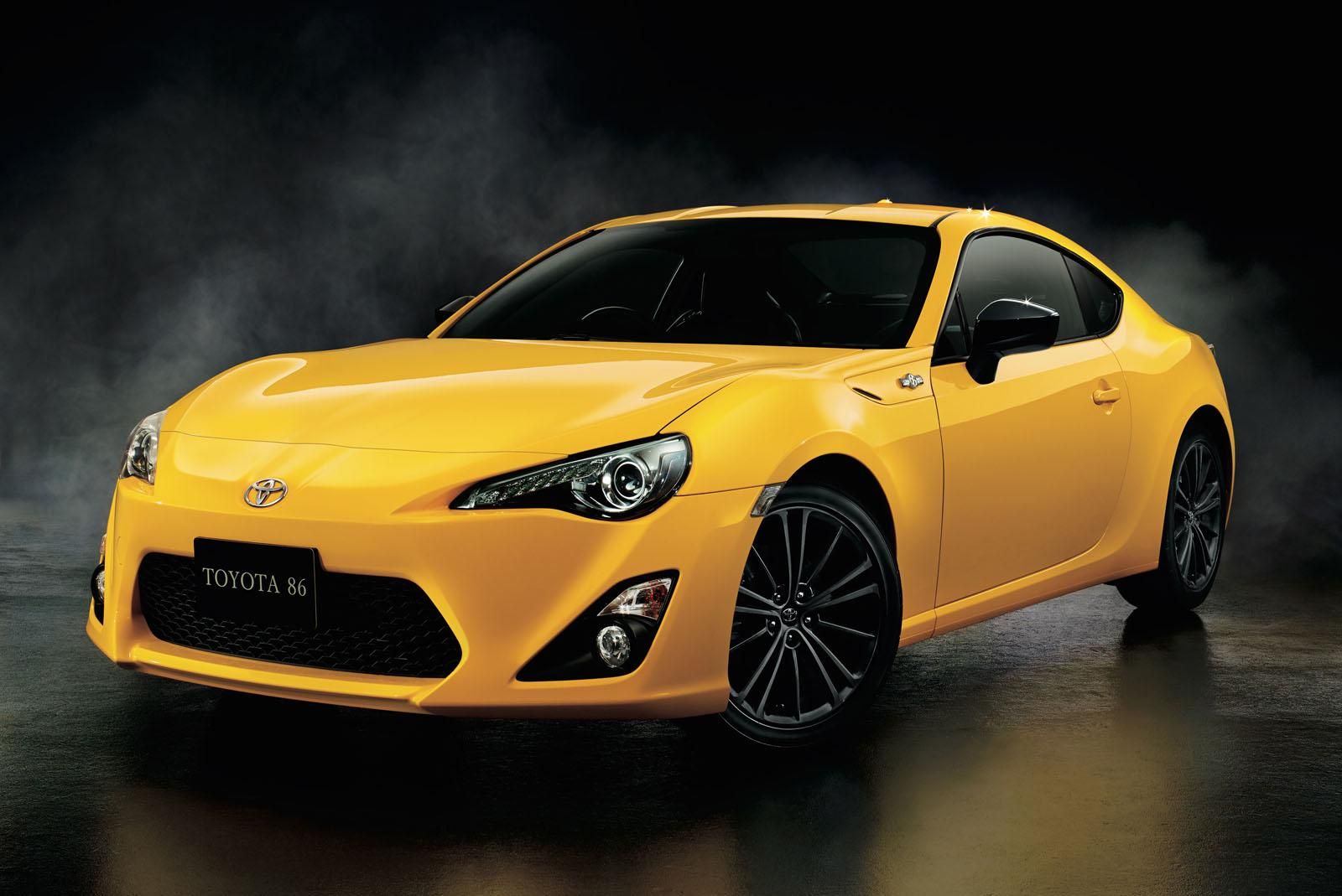 2015 Toyota 86 Yellow Limited