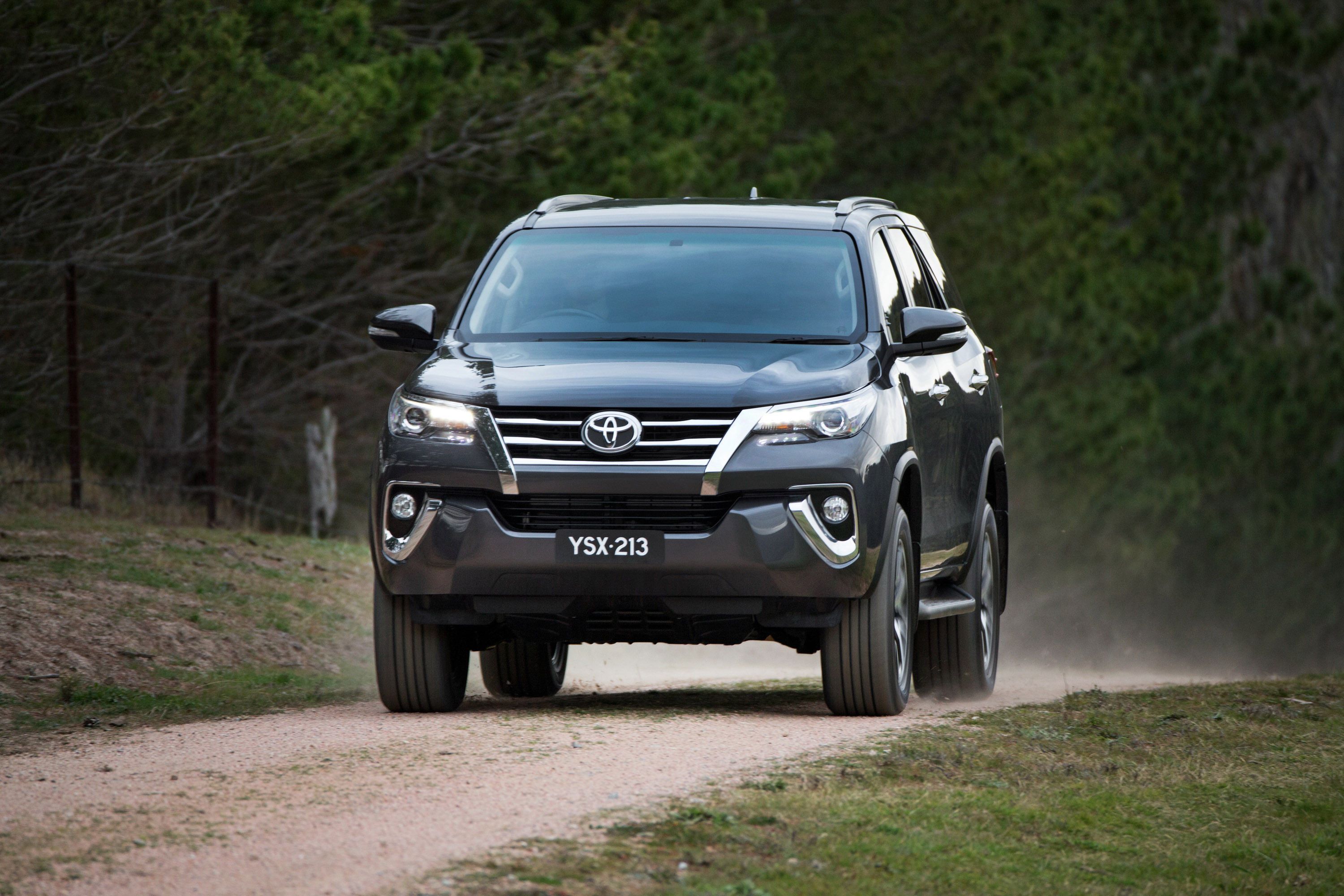 2016 Toyota Fortuner