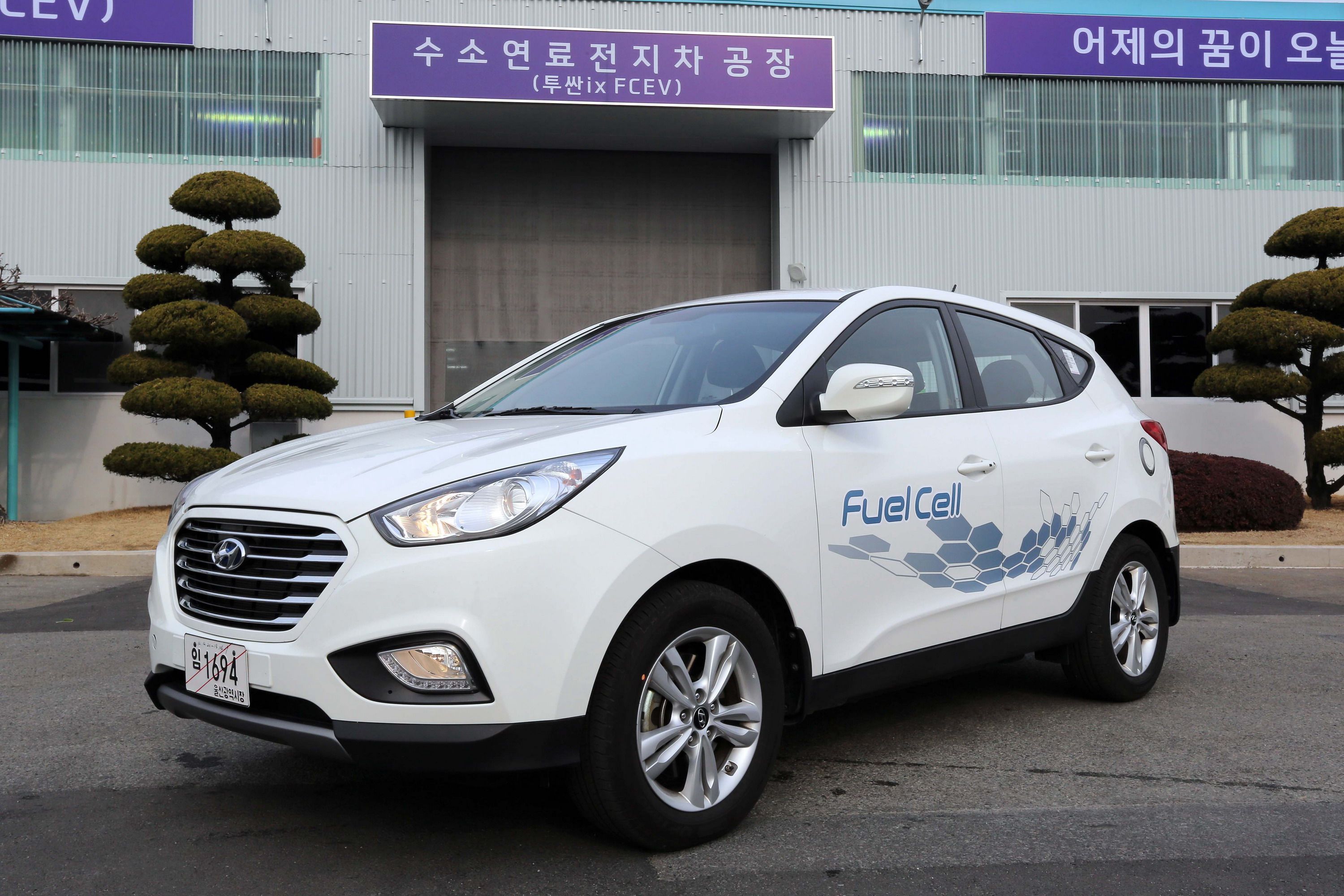 2013 Hyundai ix35 Fuel Cell Vehicle