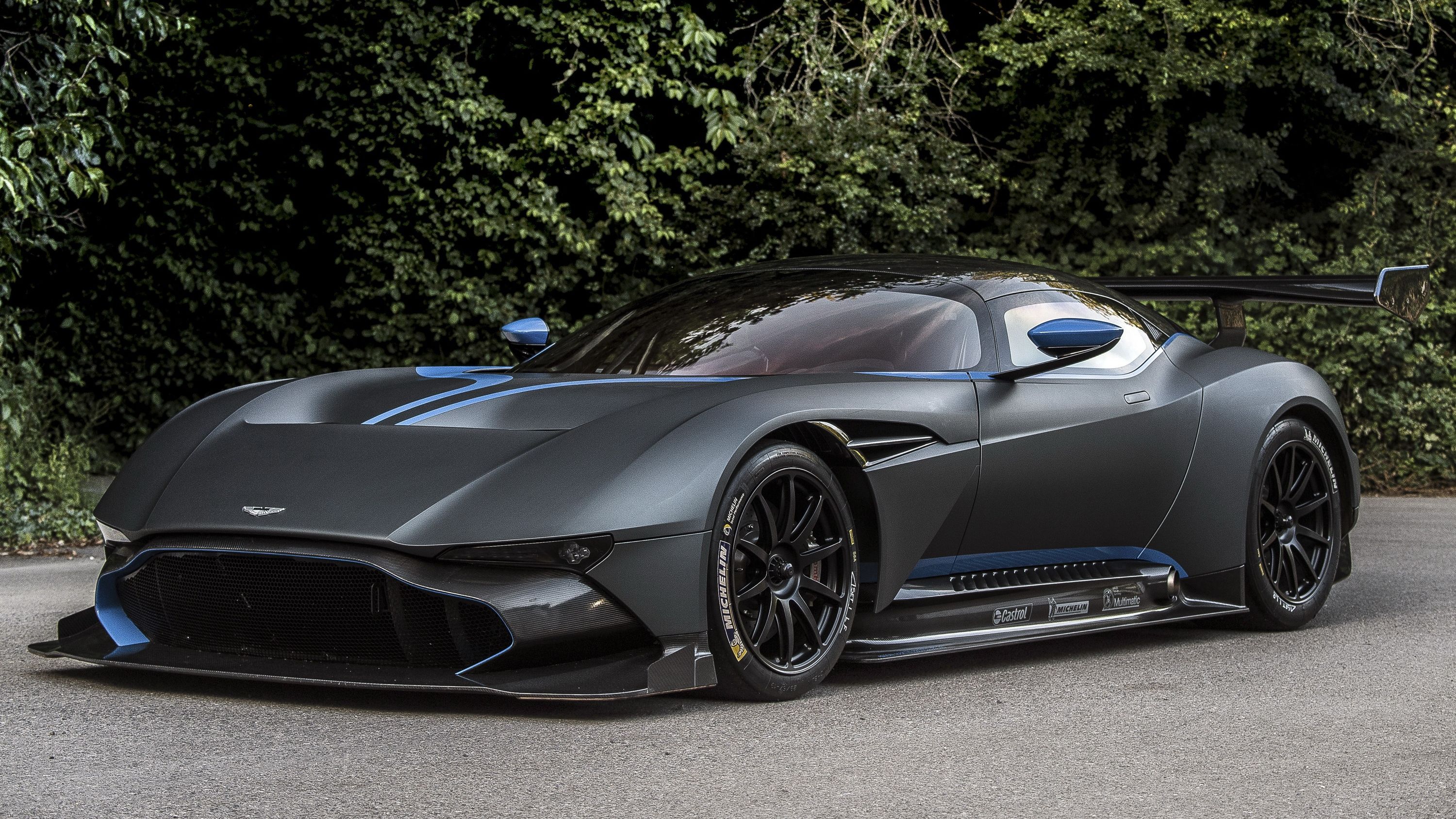 2016 Aston Martin Vulcan