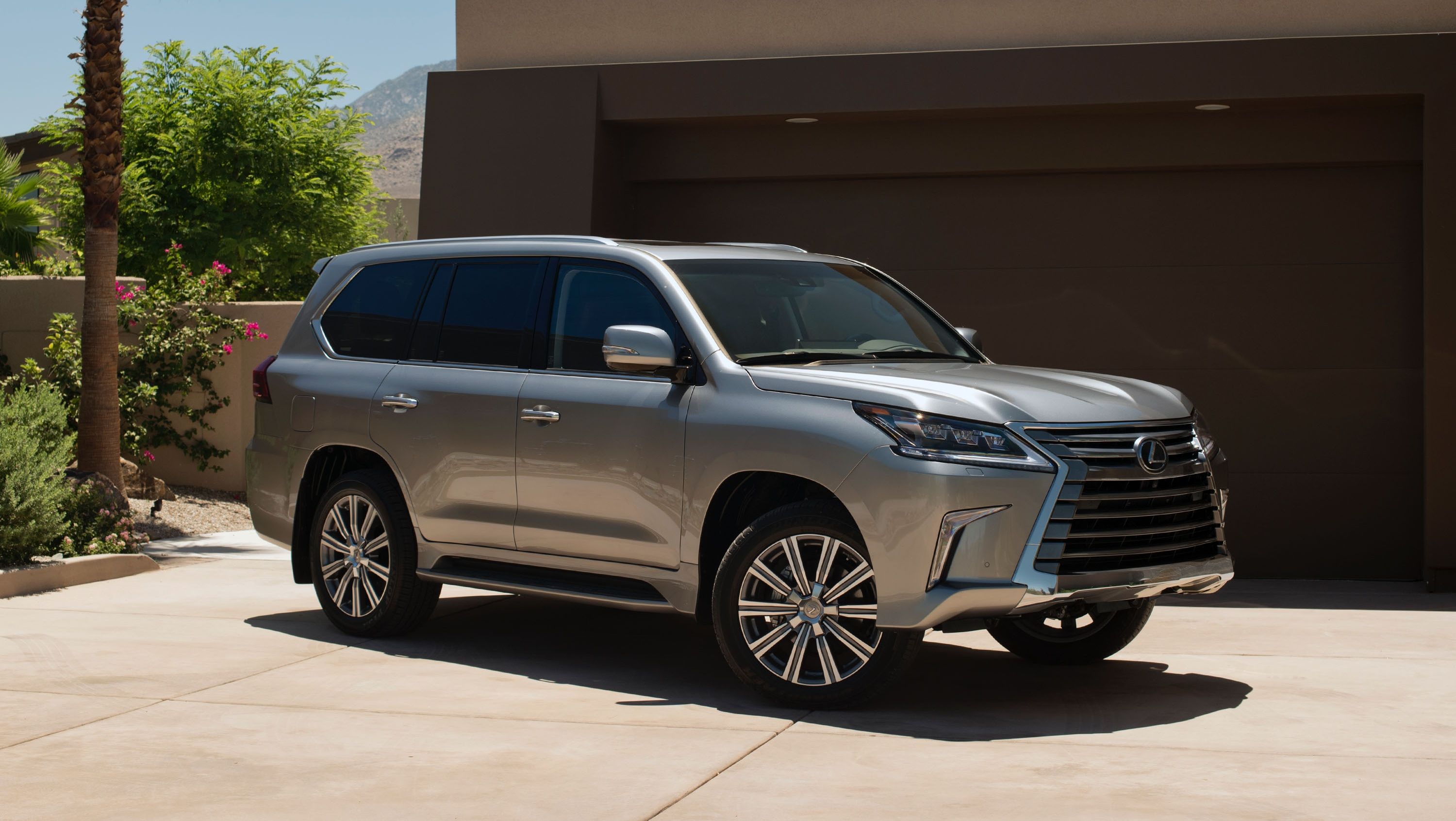 2016 Lexus LX 570