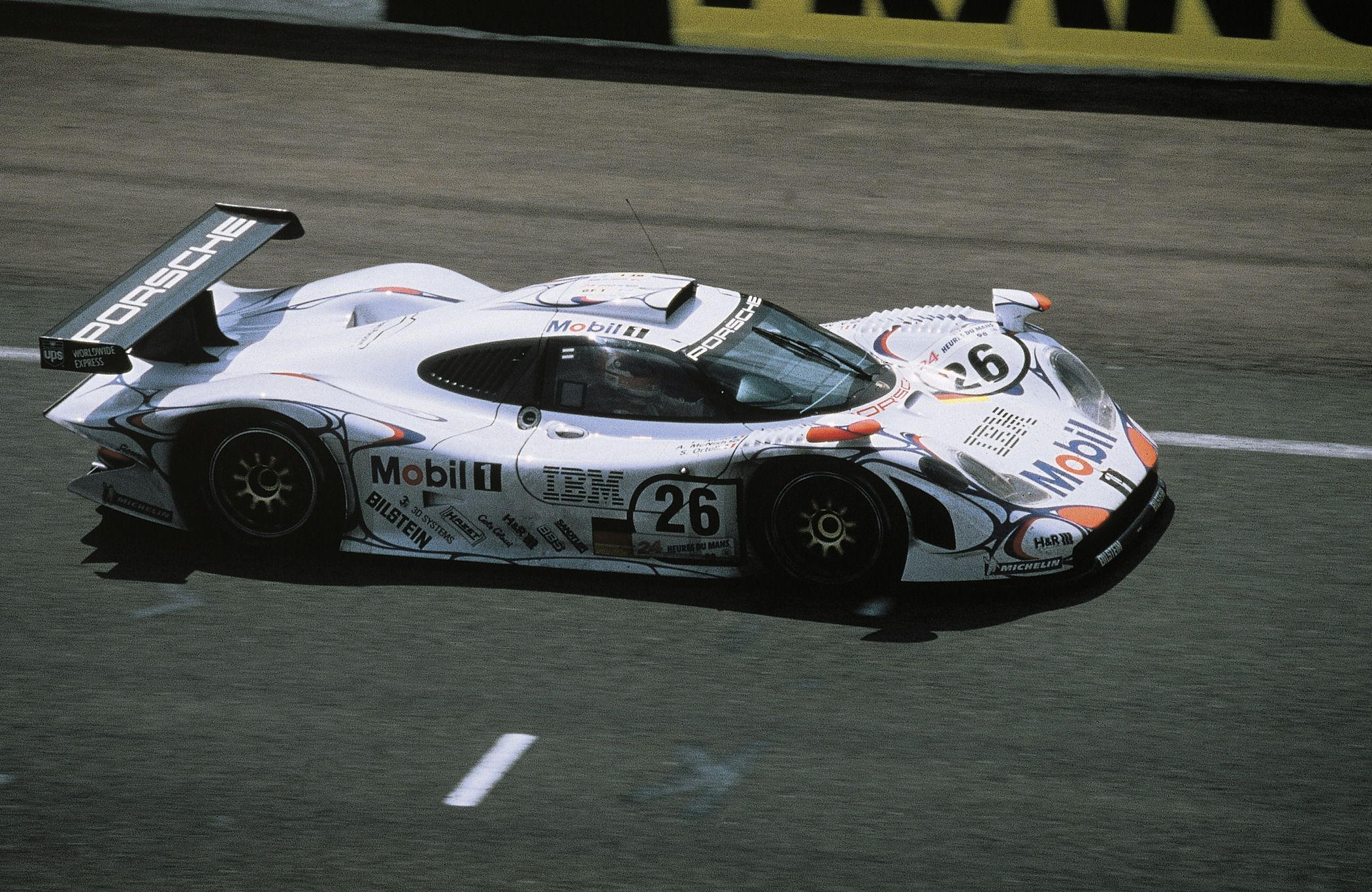 1998 Porsche 911 GT1