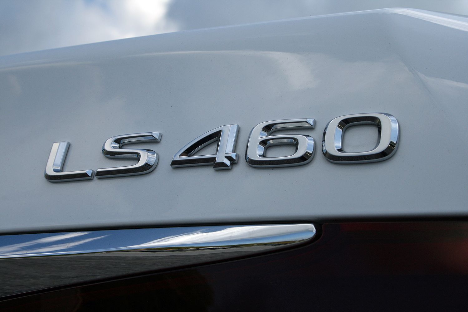 2015 Lexus LS460 F Sport - Driven