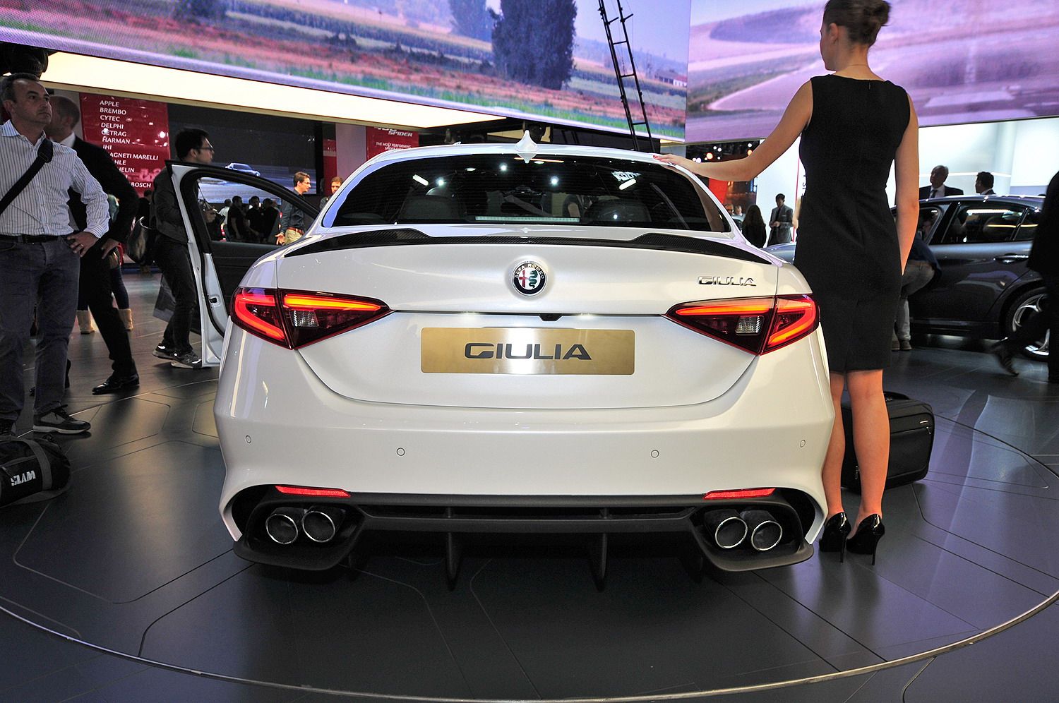 2017 Alfa Romeo Giulia Quadrifoglio