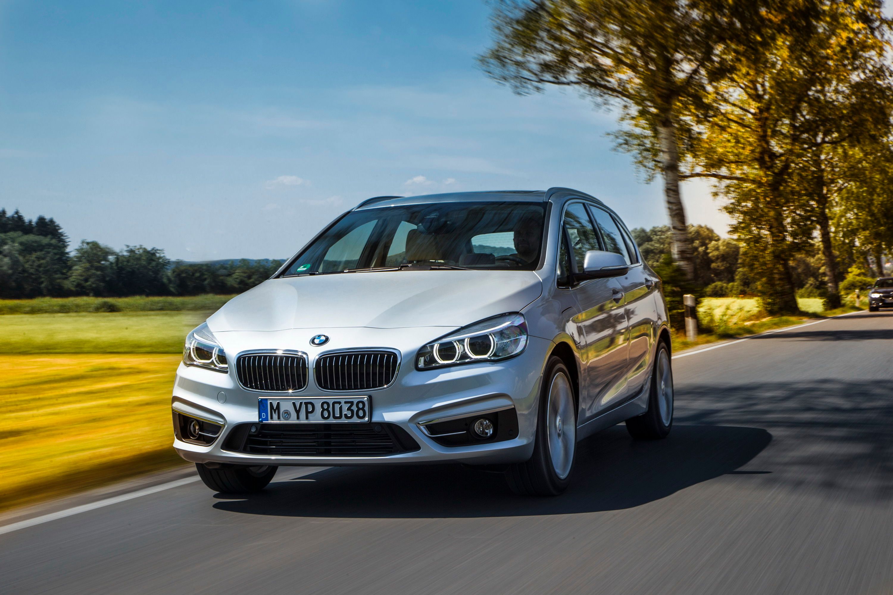 2016 BMW 225xe Plug-in Hybrid