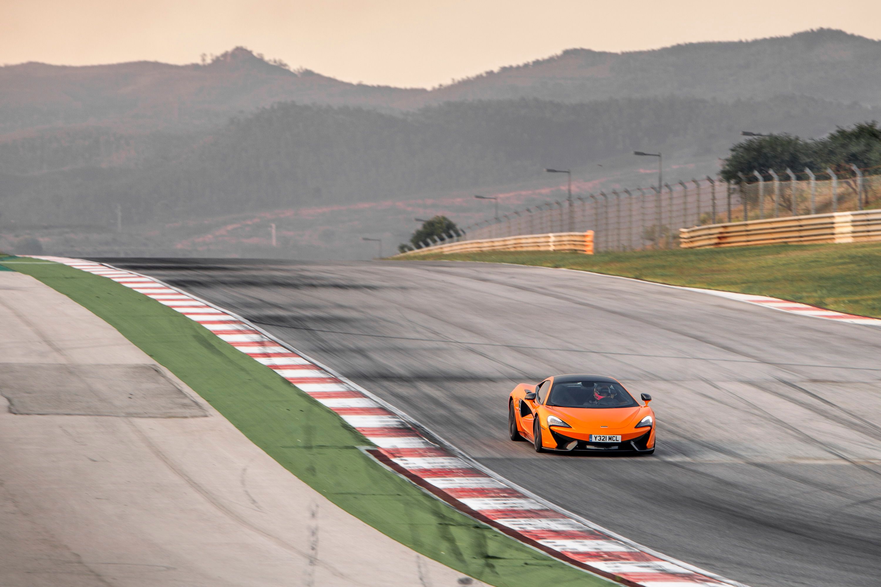 2016 McLaren 570S Coupe