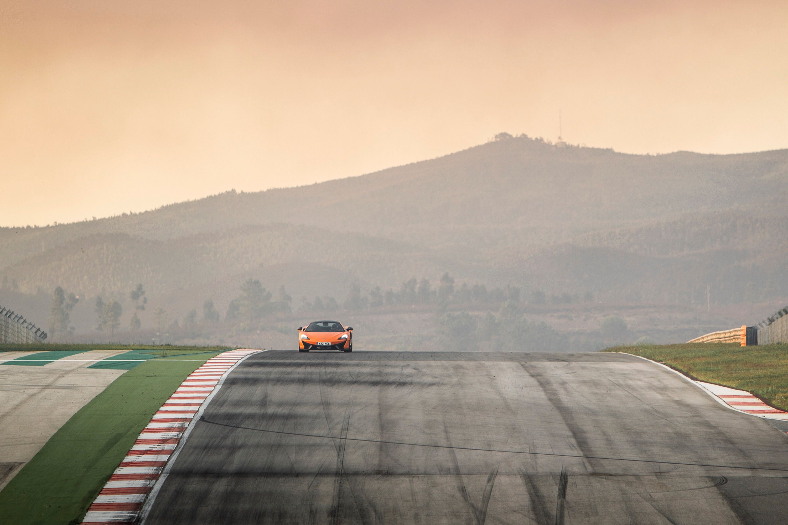 2016 McLaren 570S Coupe