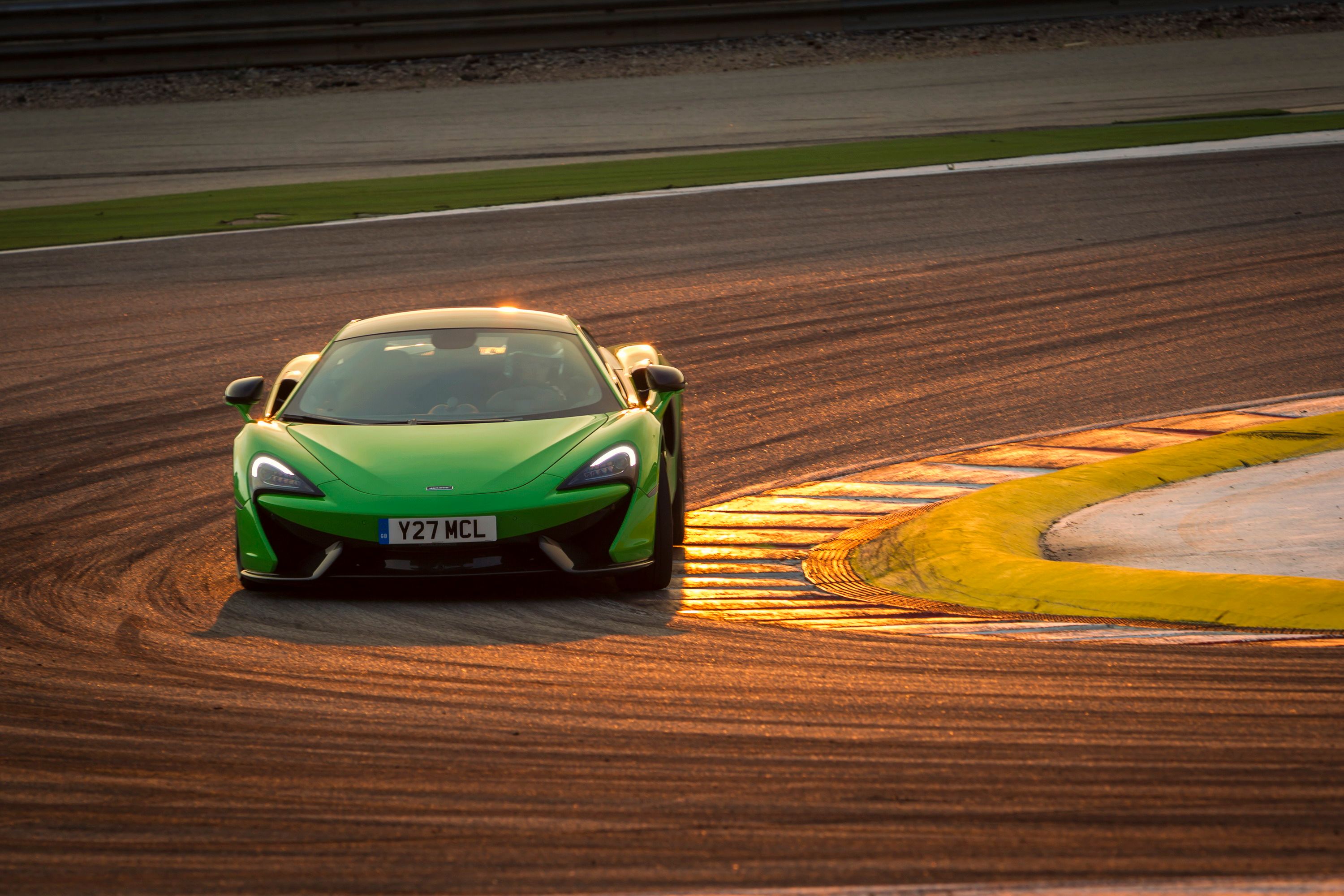 2016 McLaren 570S Coupe