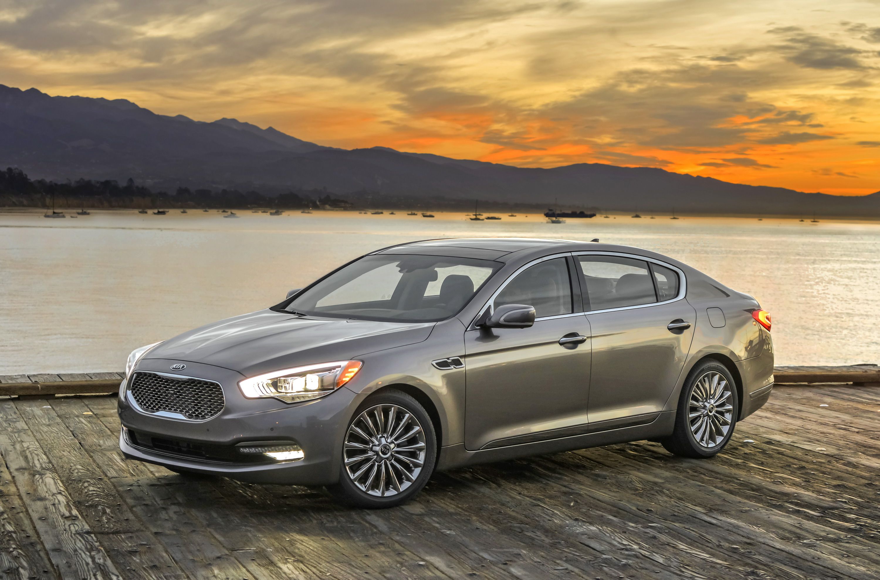 2015 - 2016 Kia K900