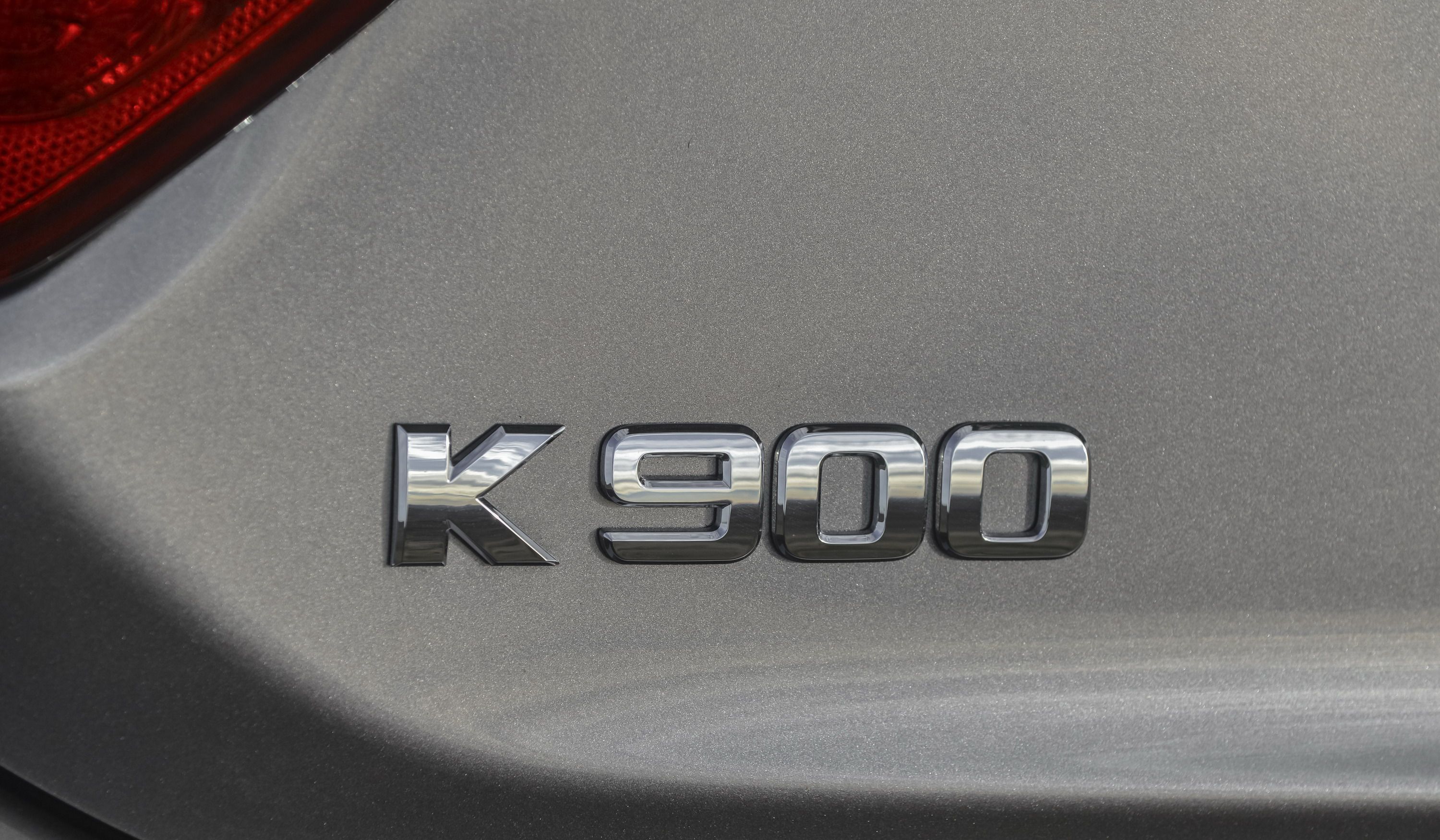 2015 - 2016 Kia K900