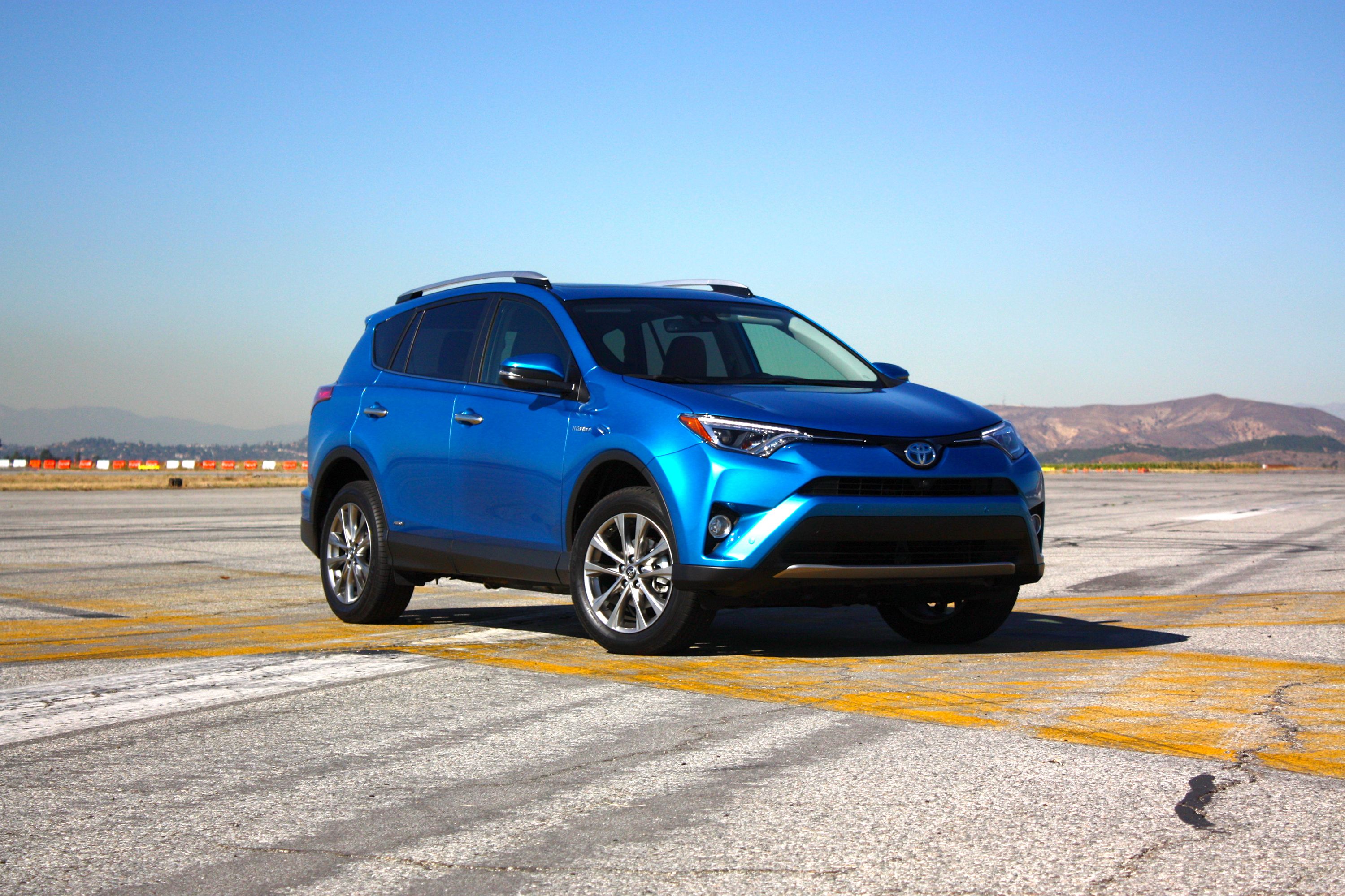 2016 Toyota RAV4 – Driving Impression And Review