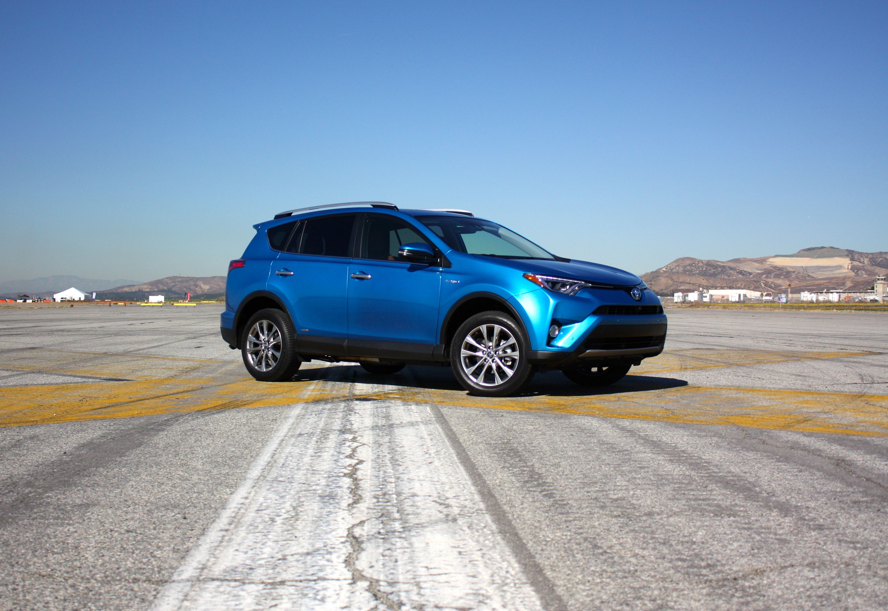 2016 Toyota RAV4 – Driving Impression And Review