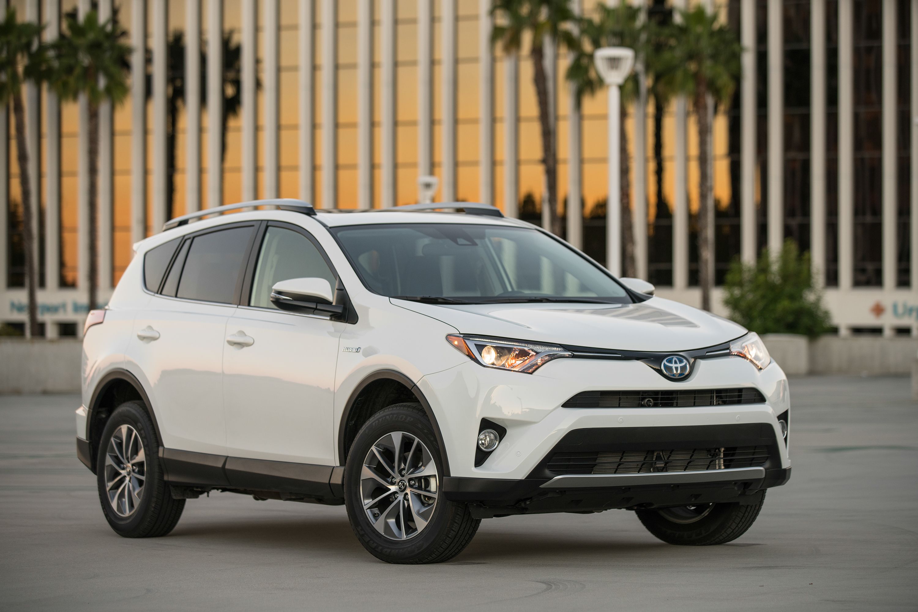 2016 Toyota RAV4 – Driving Impression And Review