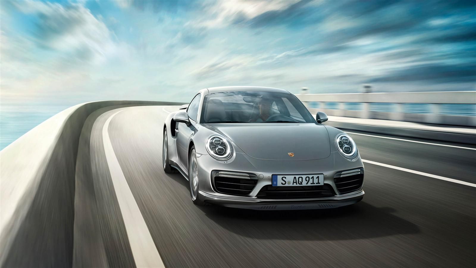 Porsche 911 Turbo S - 2.9 Seconds 