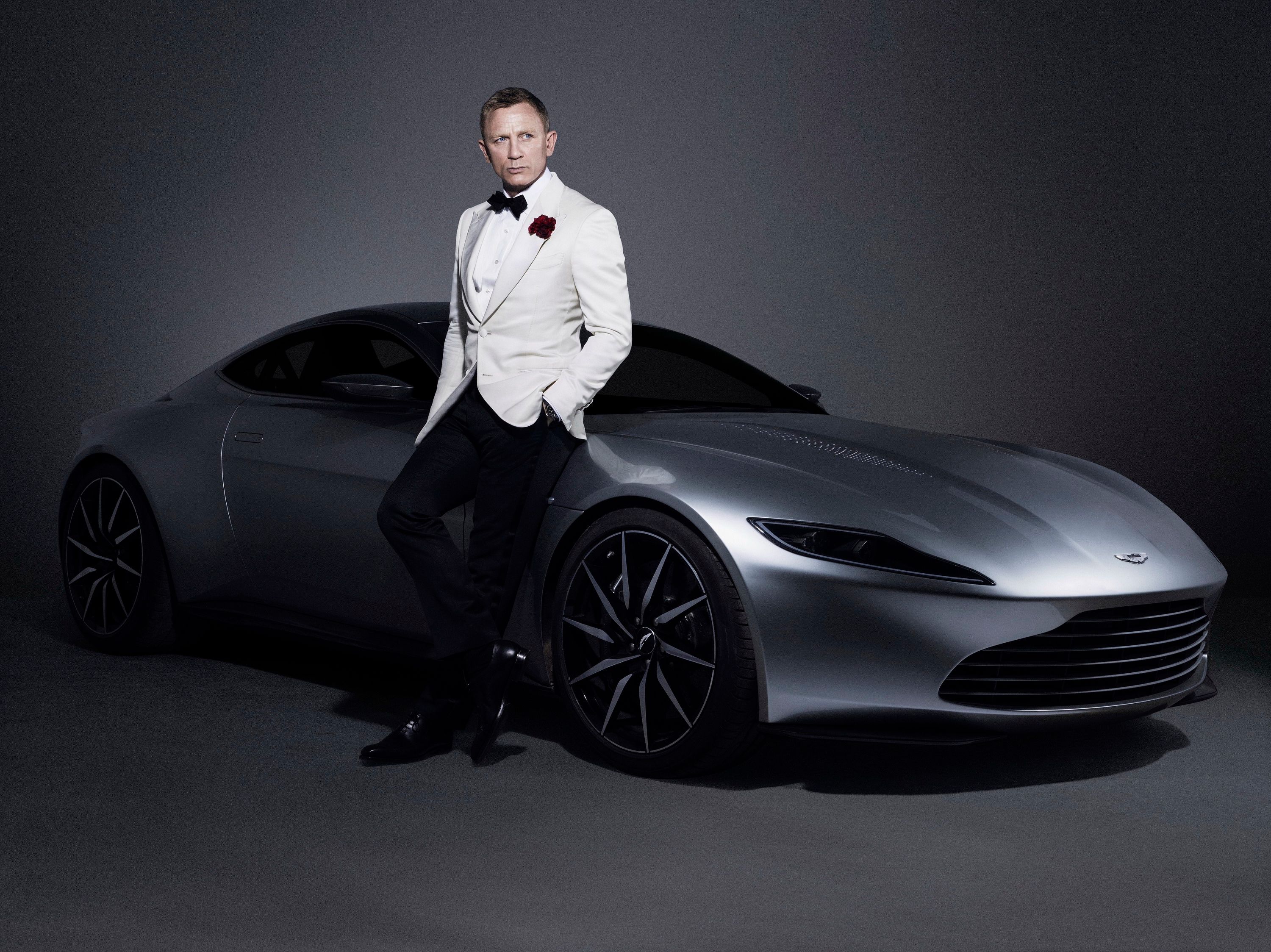 2015 Aston Martin DB10