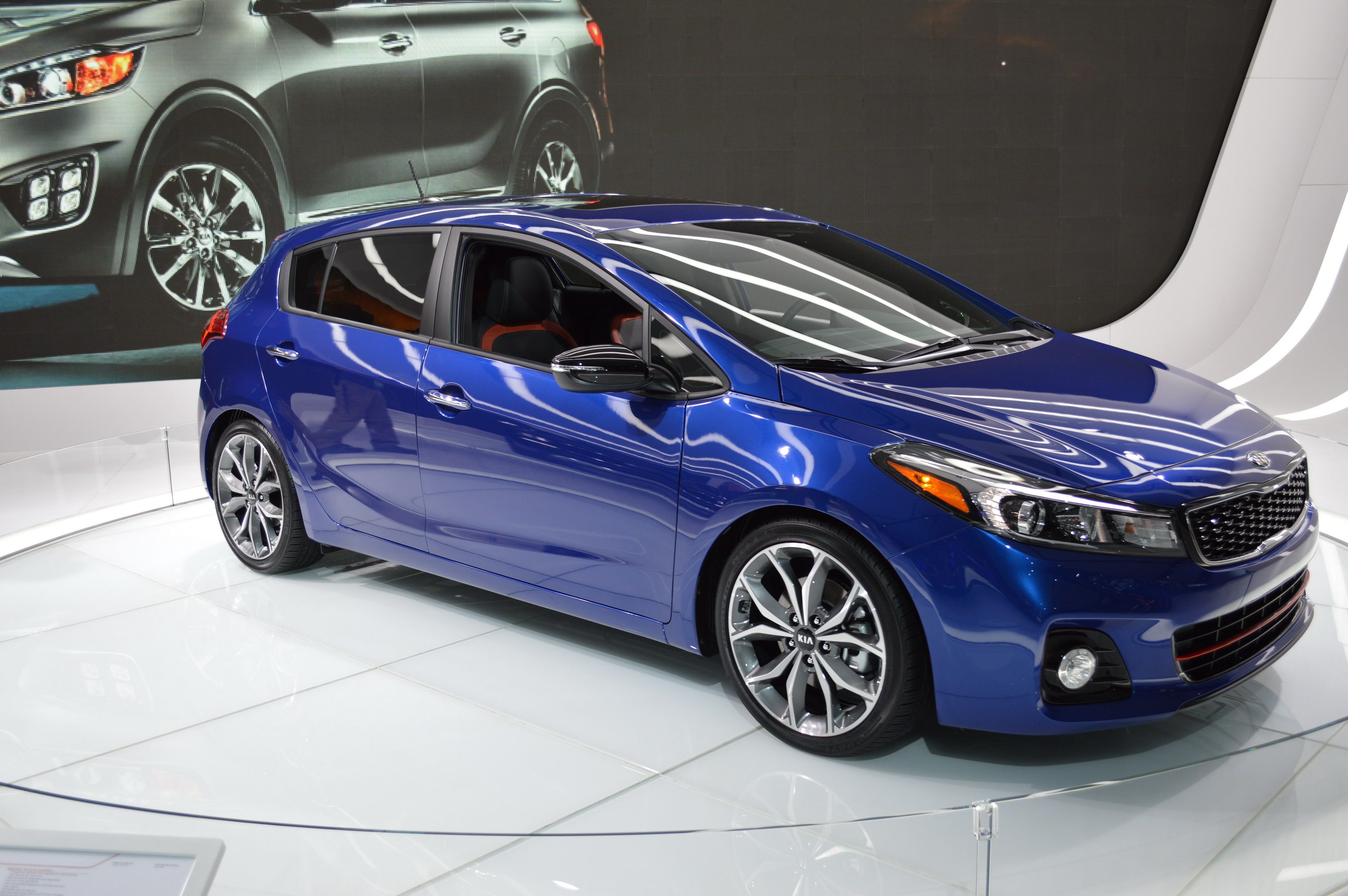 2017 Kia Forte5