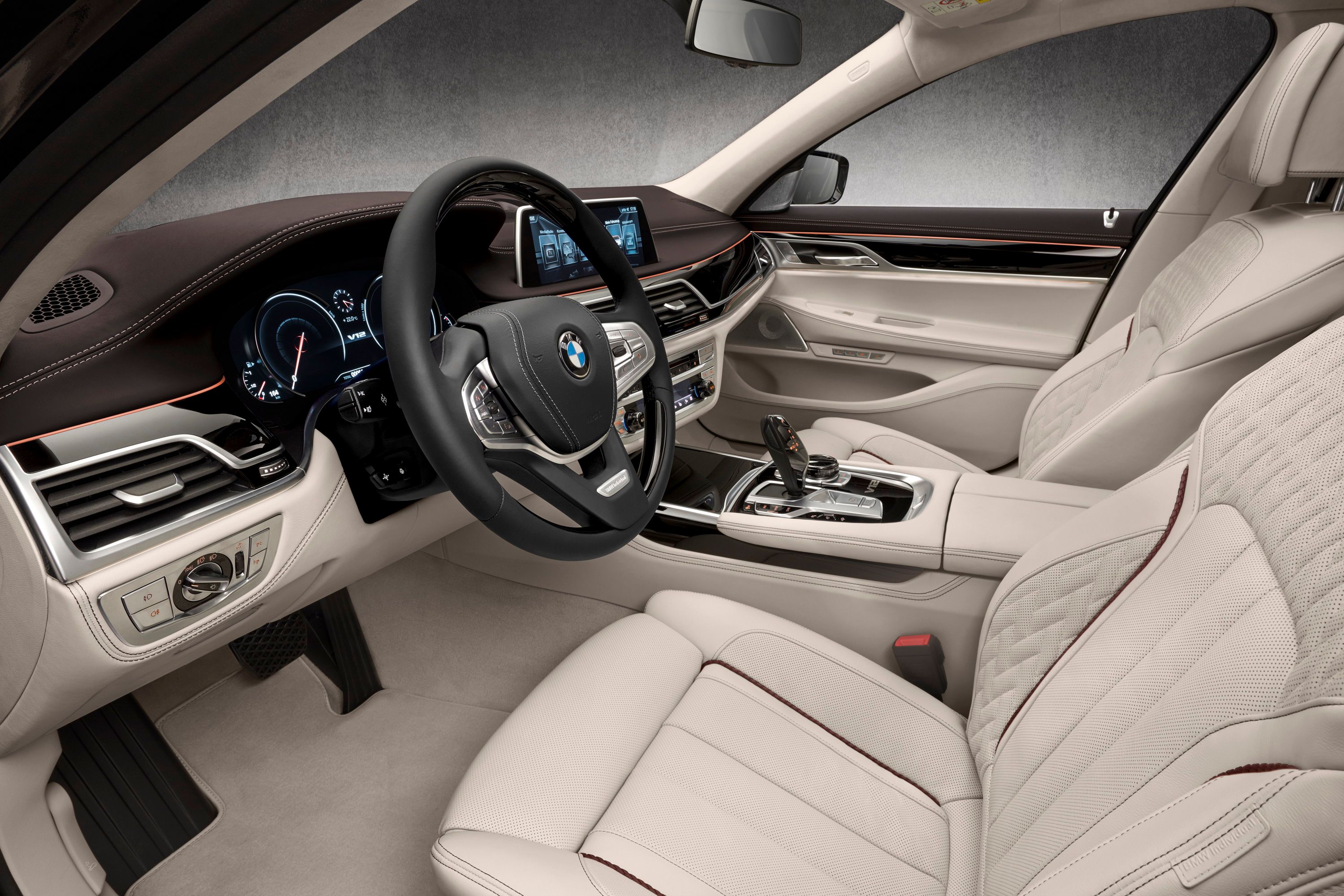 2017 BMW M760Li xDrive V12 Excellence