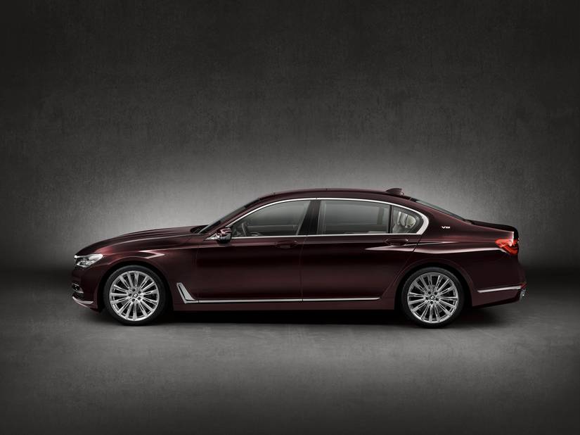 2017 BMW M760Li xDrive V12 Excellence