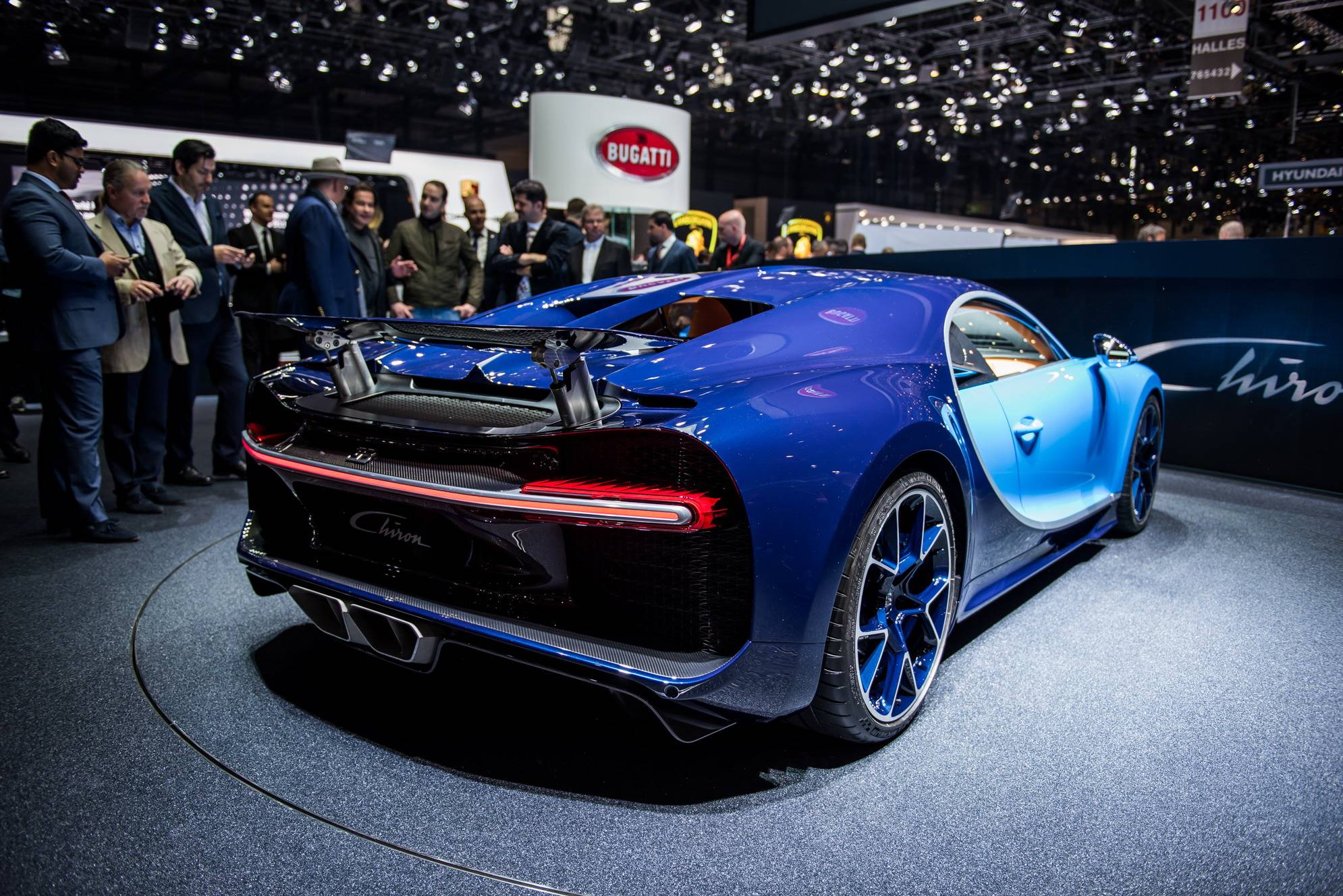 How many bugatti chiron in the world