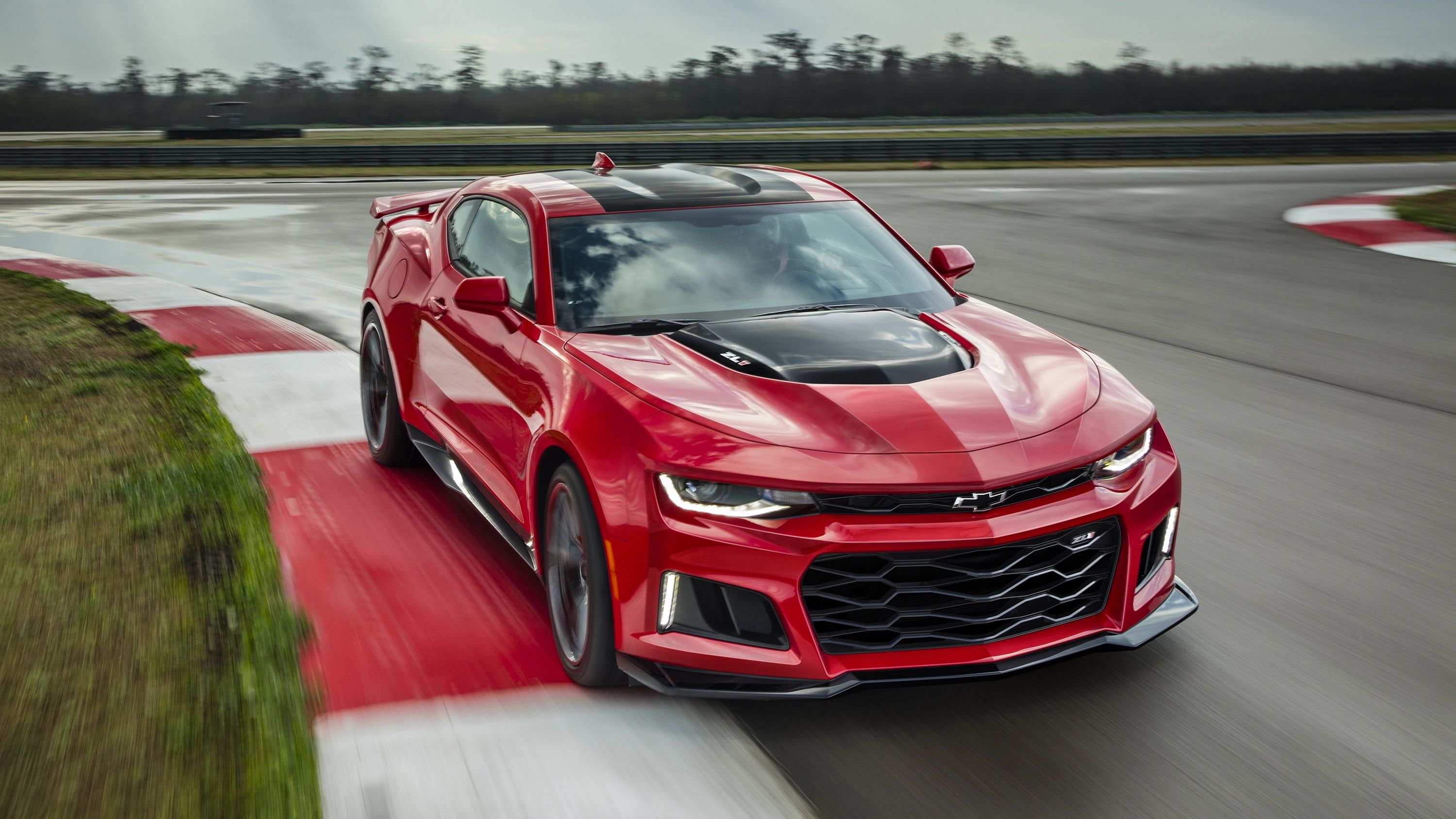 2016 New Chevrolet Camaro ZL1 Can Hit 60 MPH In First Gear