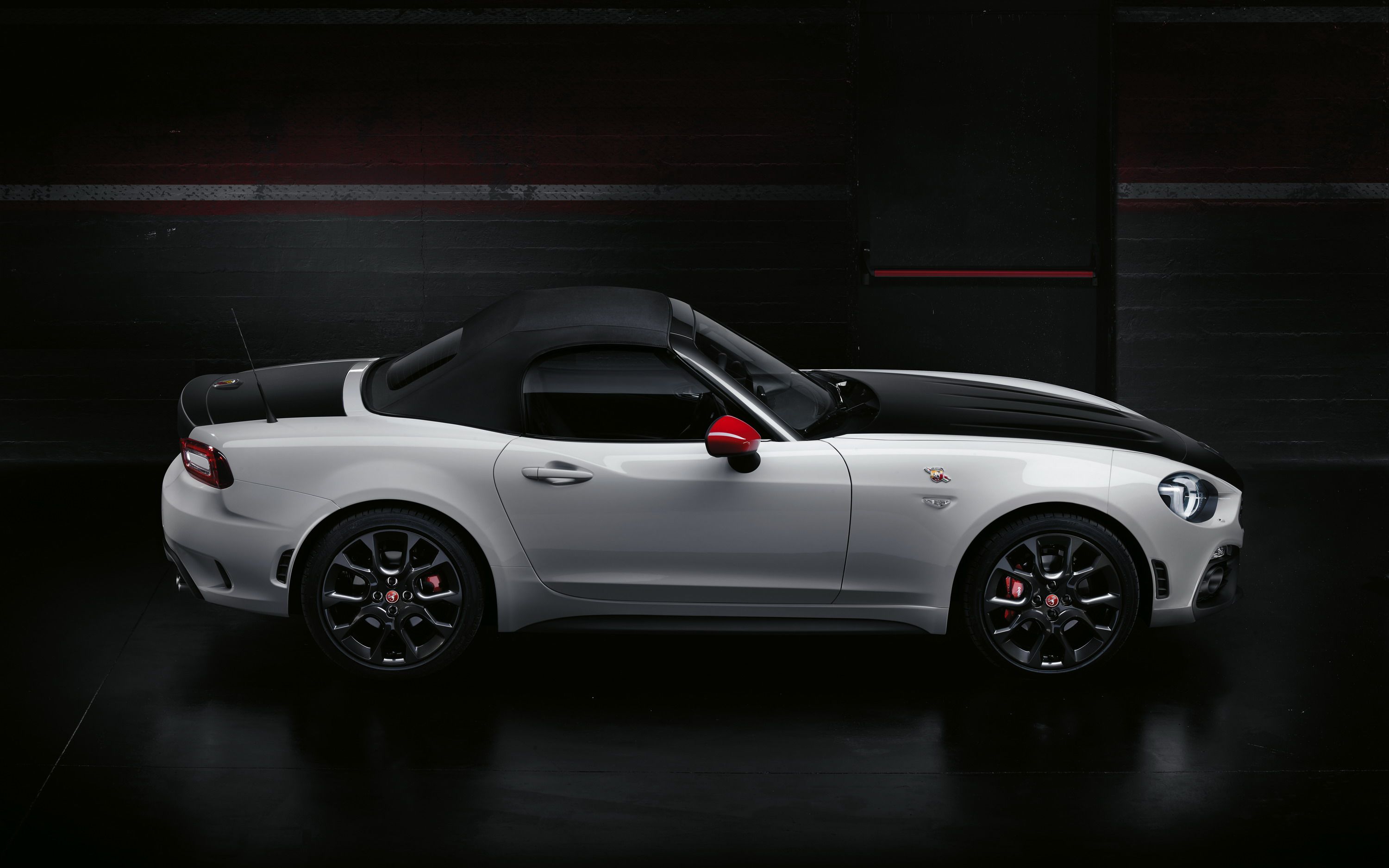 2018 Fiat 124 Spider Abarth