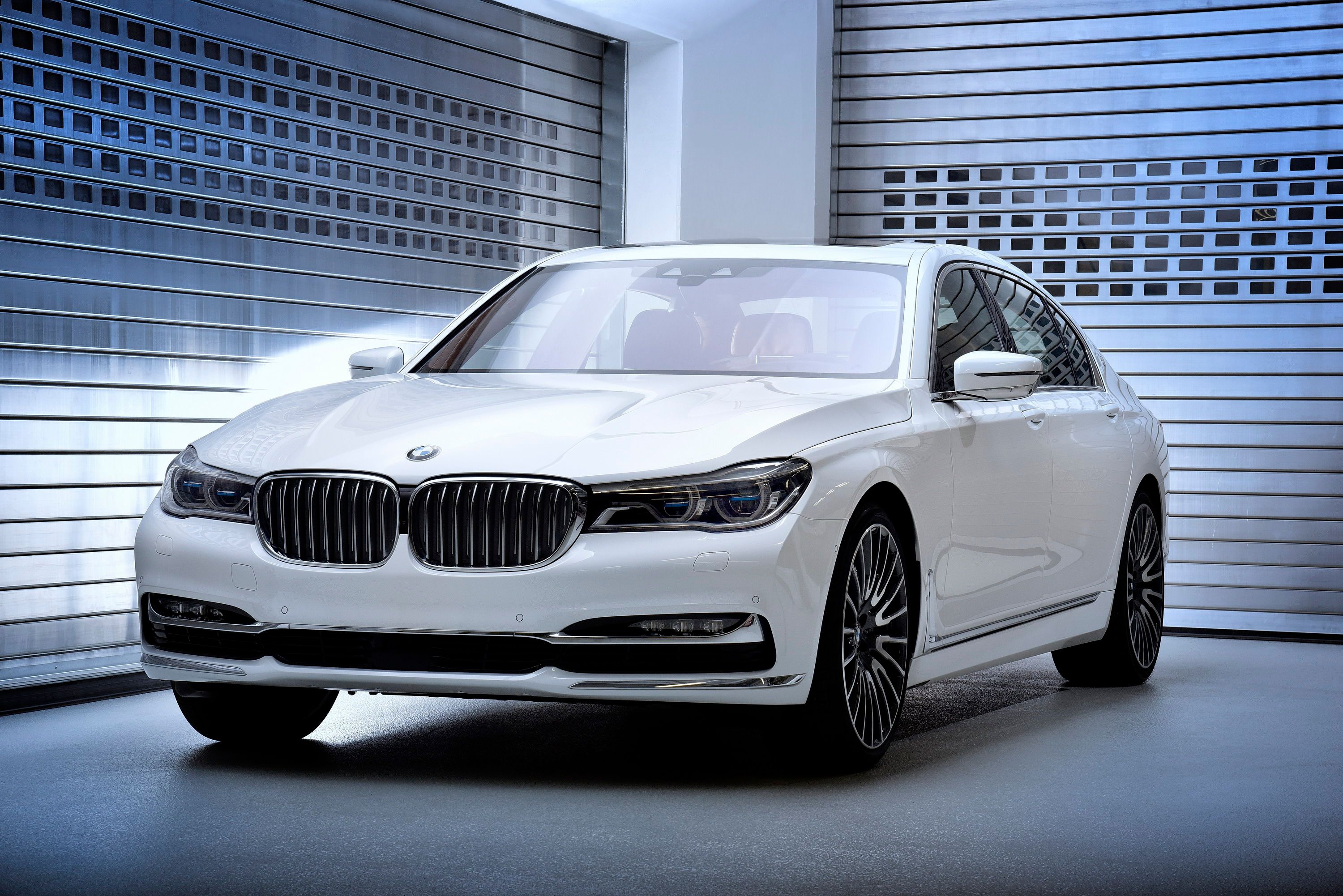 2016 BMW 750Li xDrive Solitaire and Master Class Edition