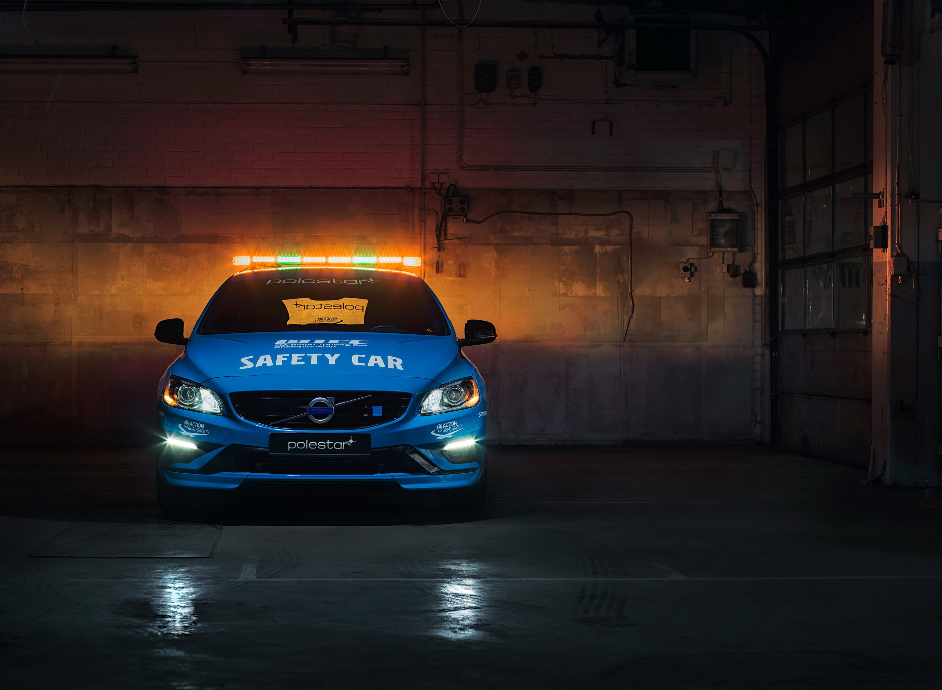 2016 Volvo V60 Polestar Is The New WTCC Safety Car